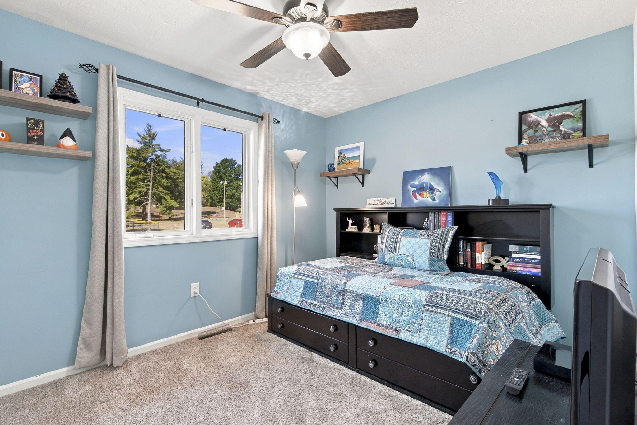 main property photo 39
