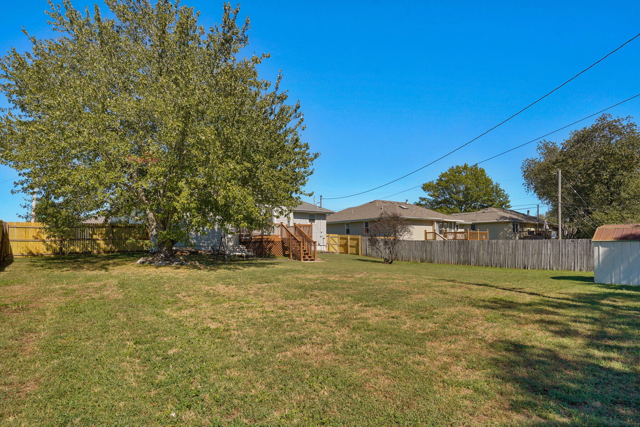 main property photo 31