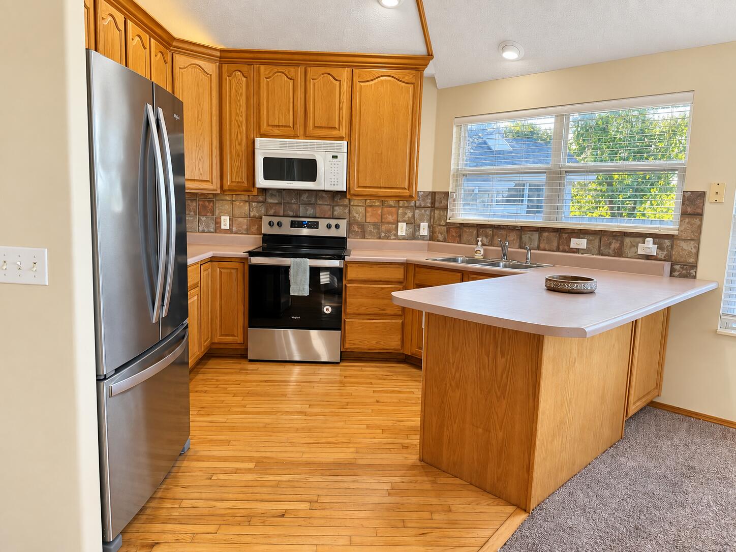 main property photo 10