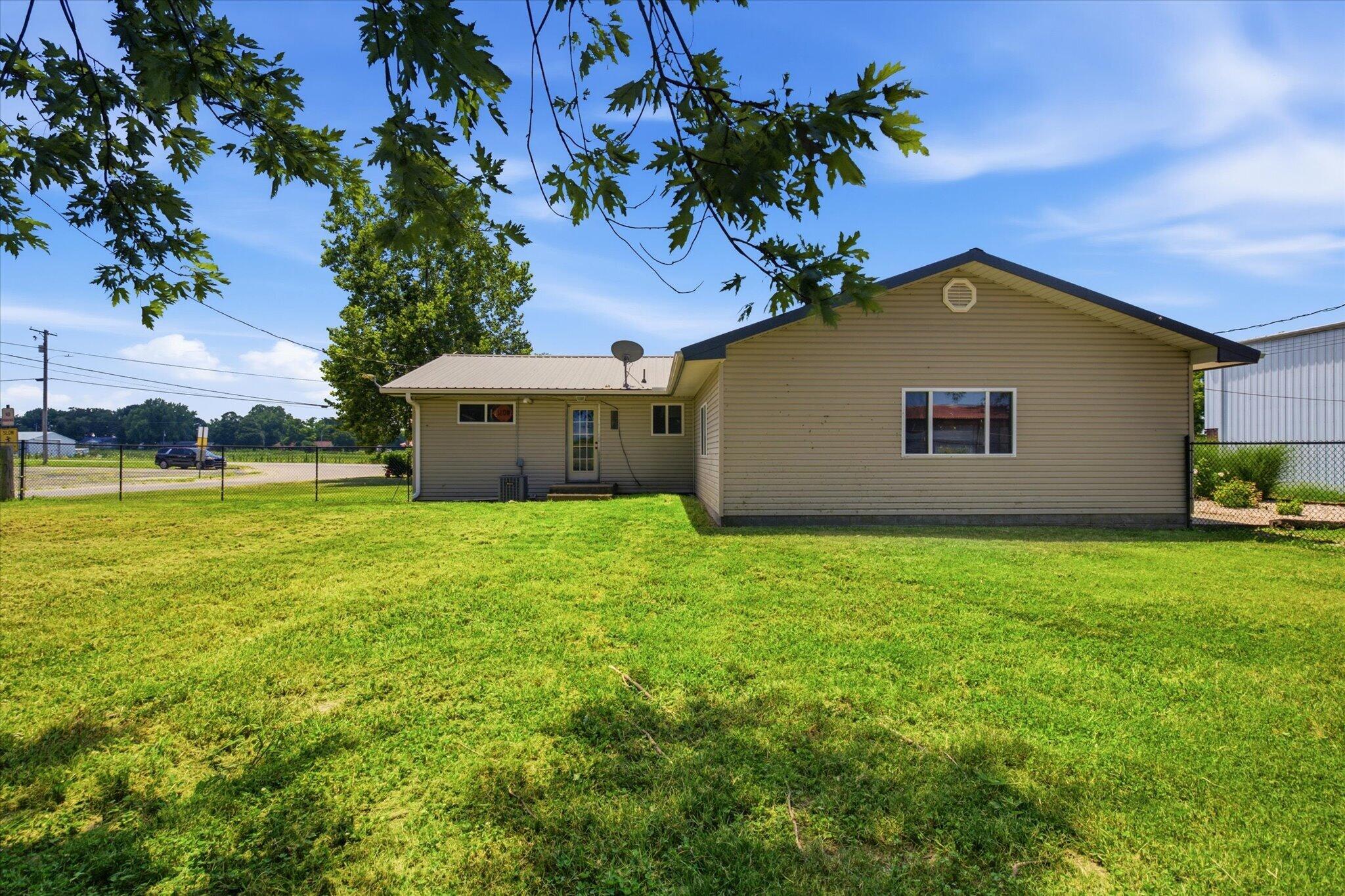 main property photo 23