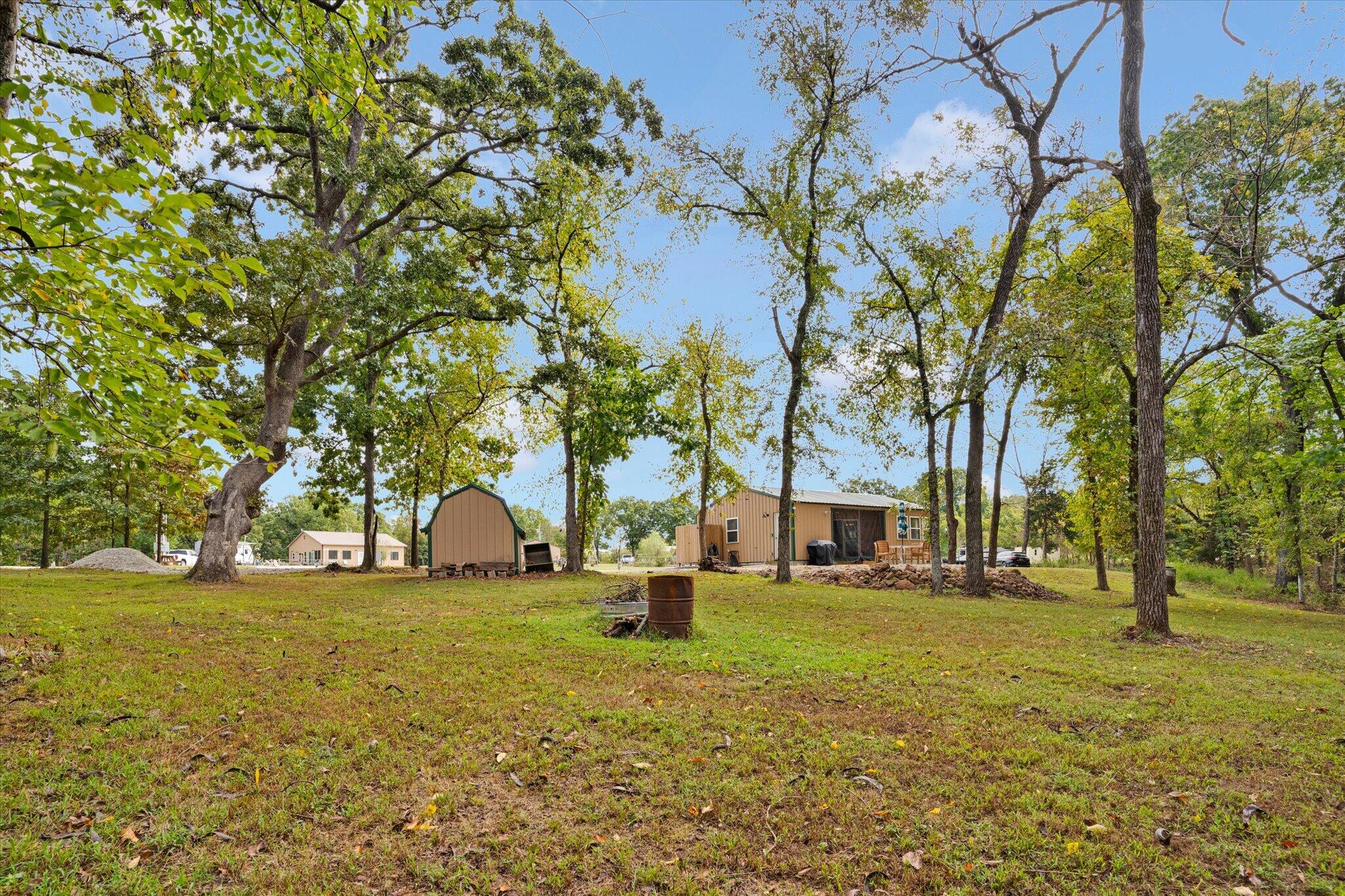 main property photo 23