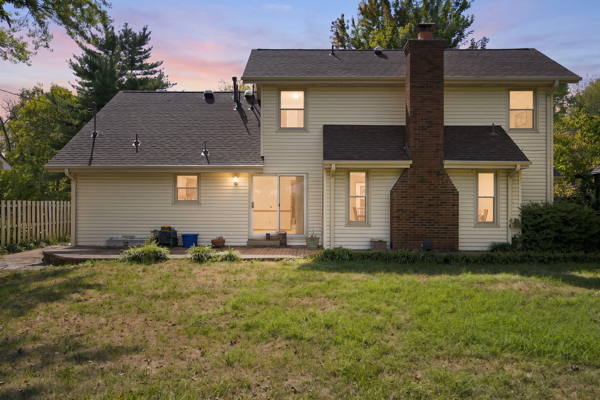 main property photo 29