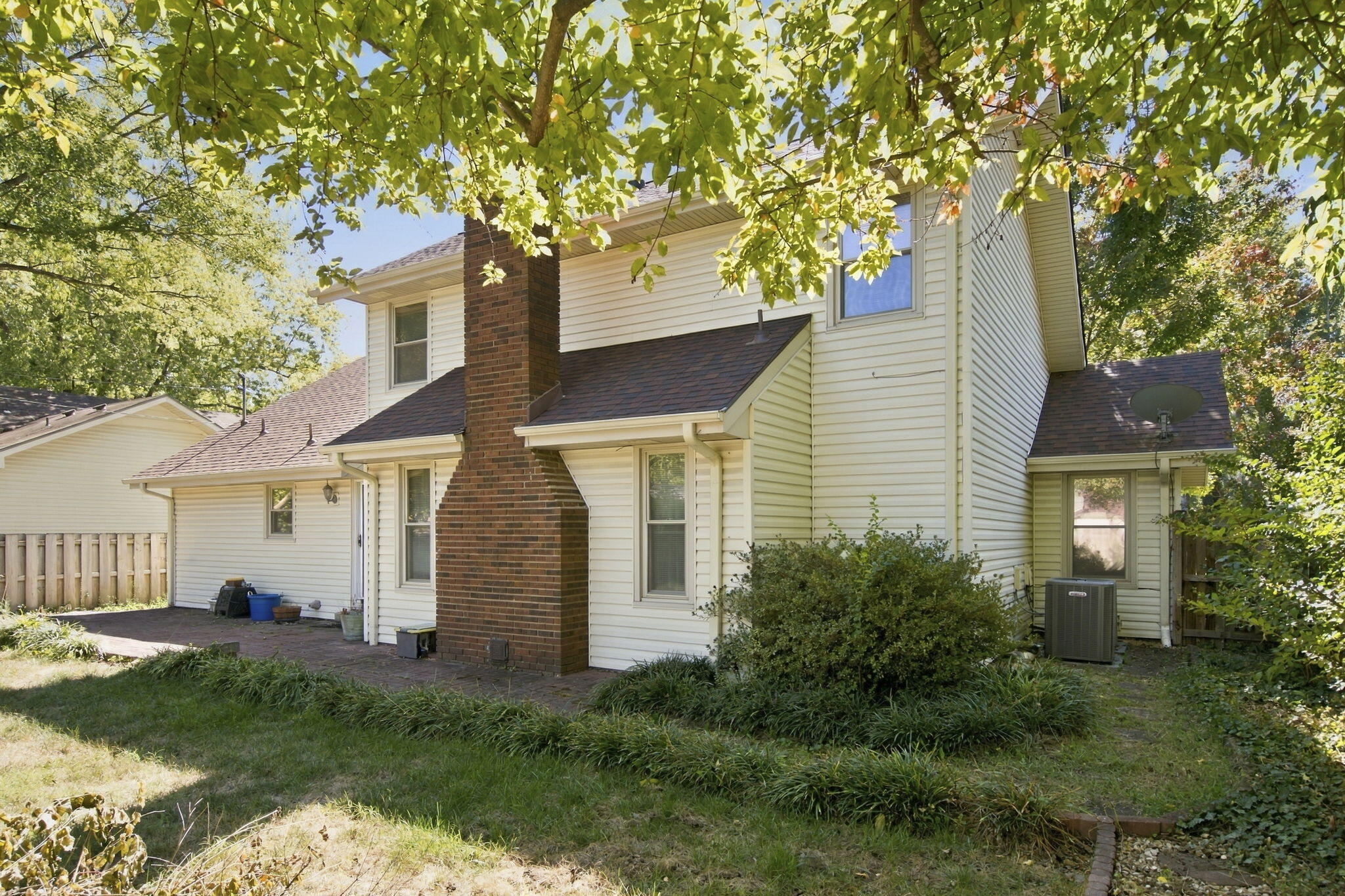 main property photo 31