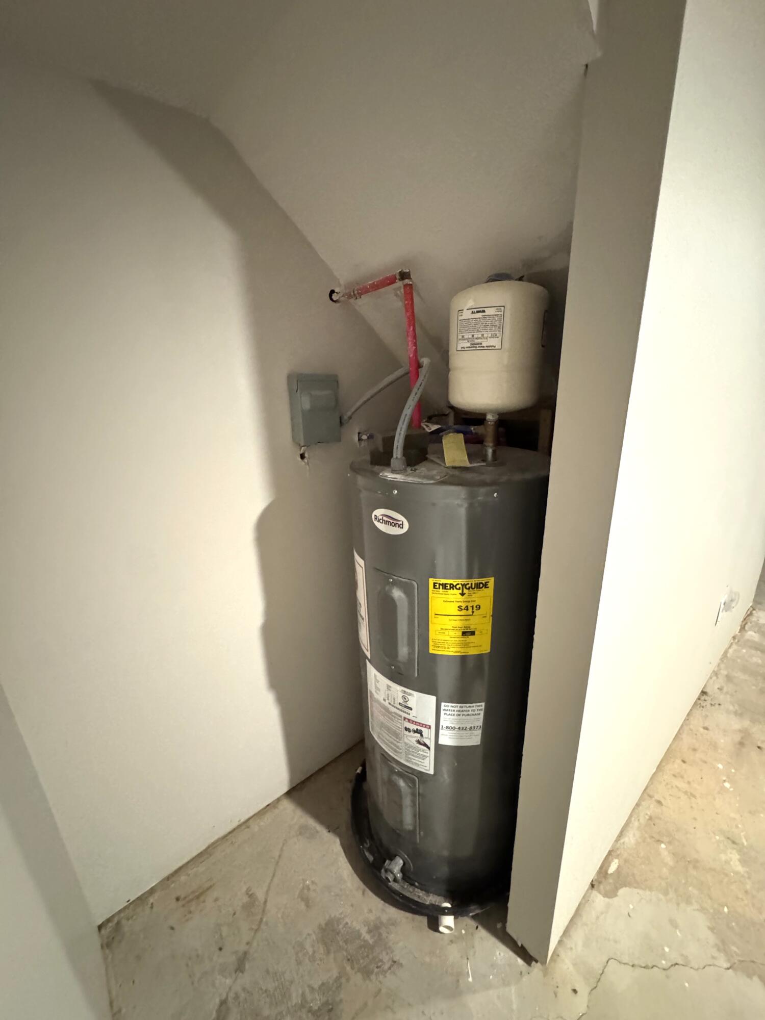 main property photo 23