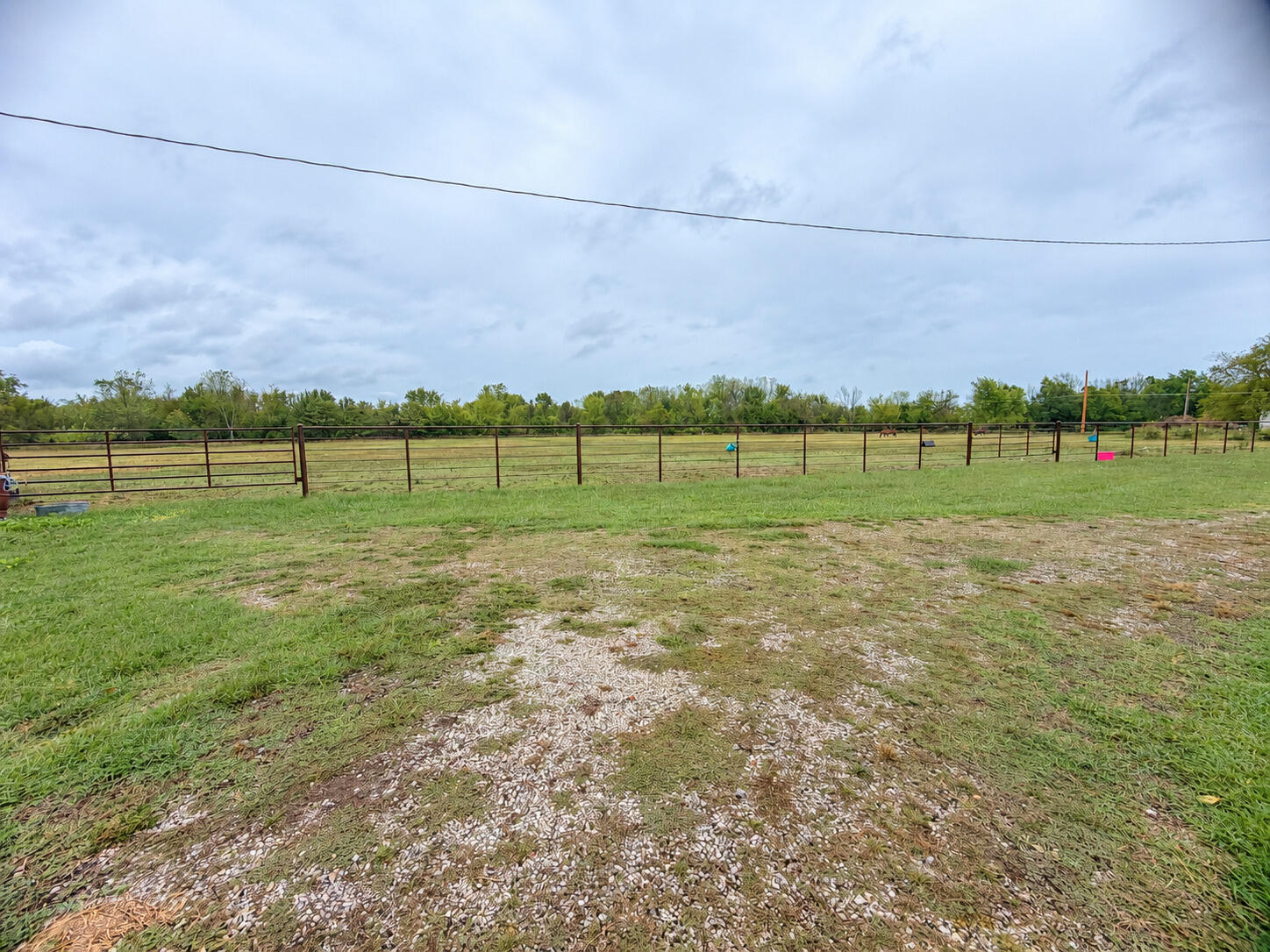 main property photo 23