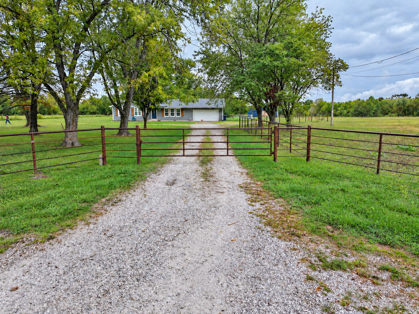 main property photo 27