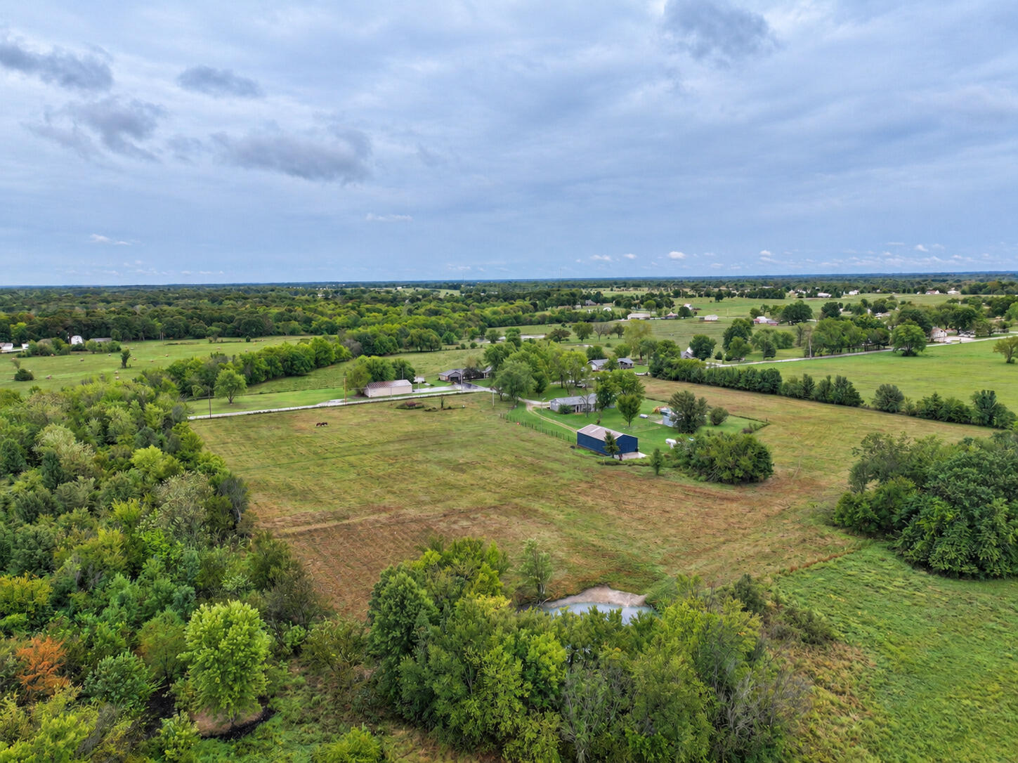 main property photo 29