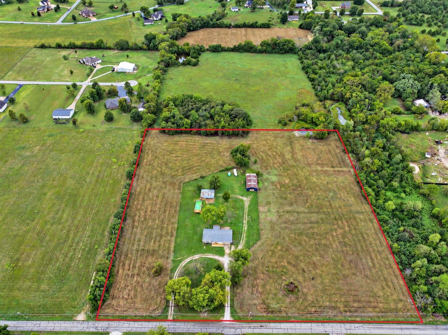 main property photo 32