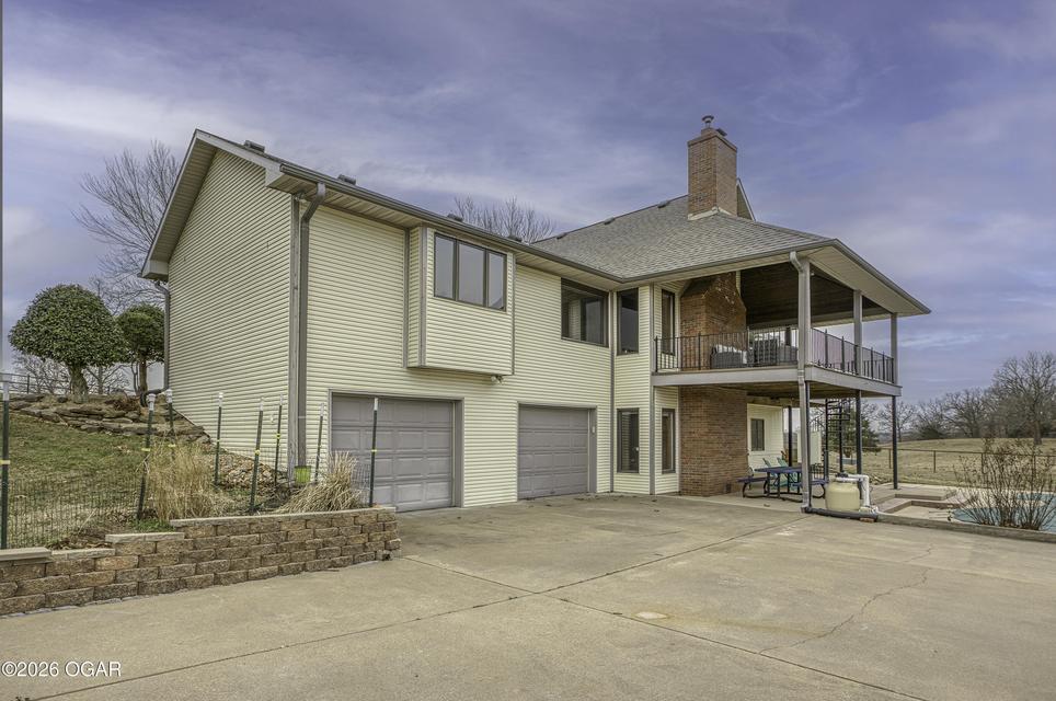 main property photo 35