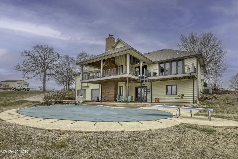 main property photo 36