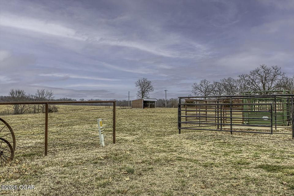 main property photo 39