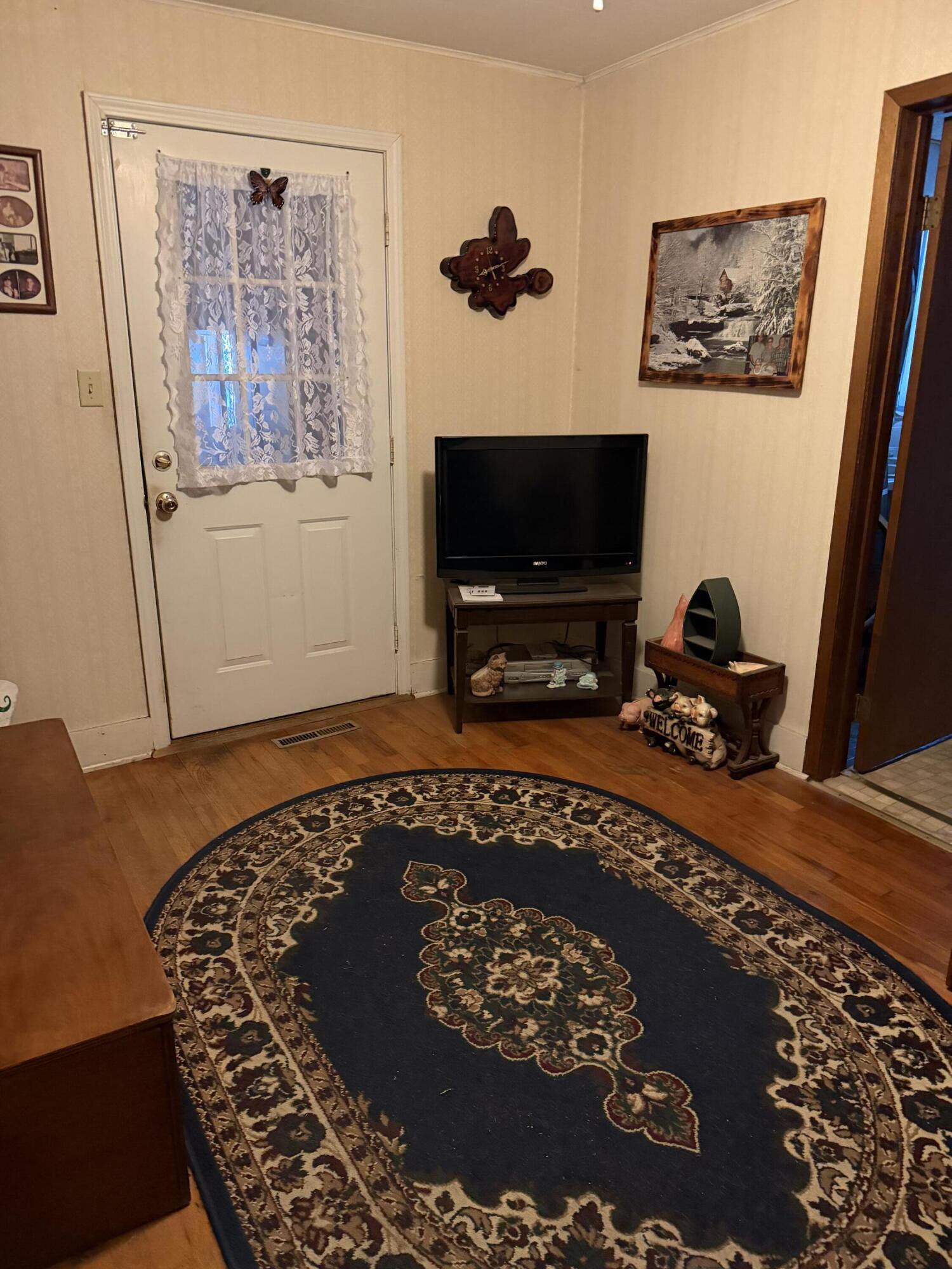 main property photo 20
