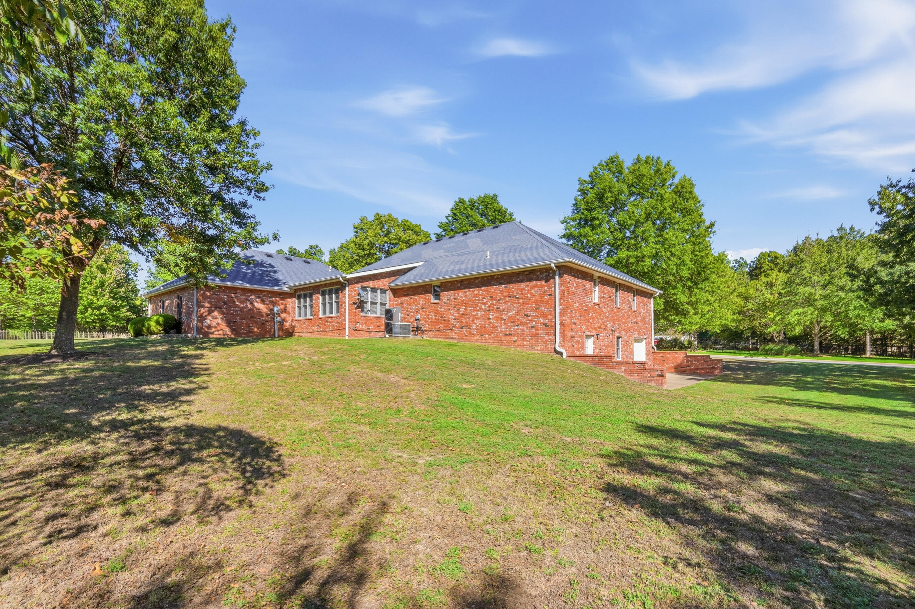 main property photo 47