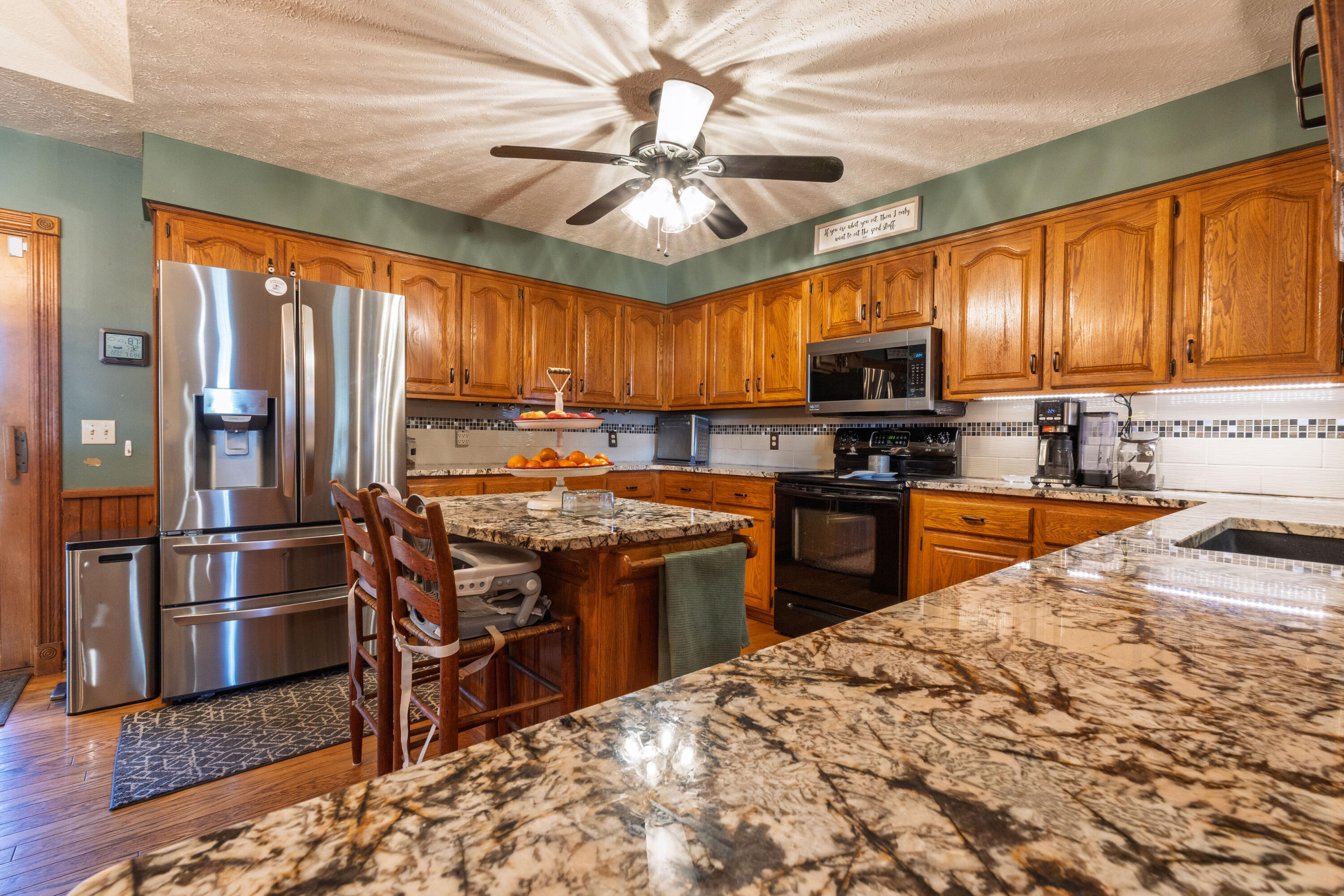 main property photo 8