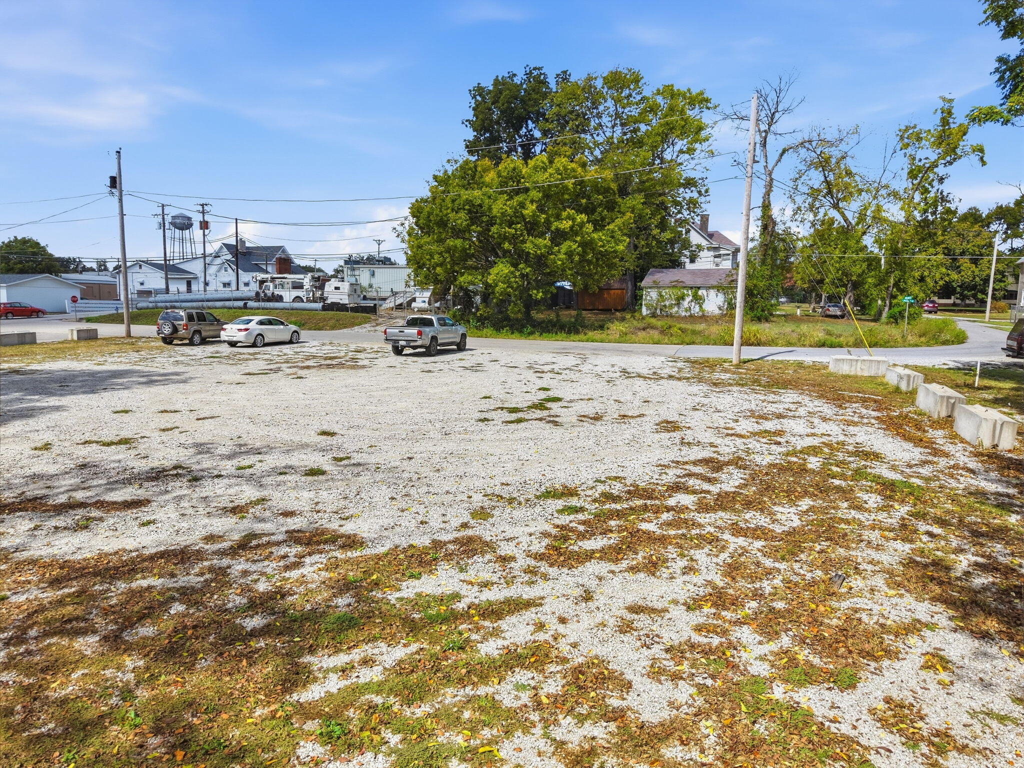 main property photo 11