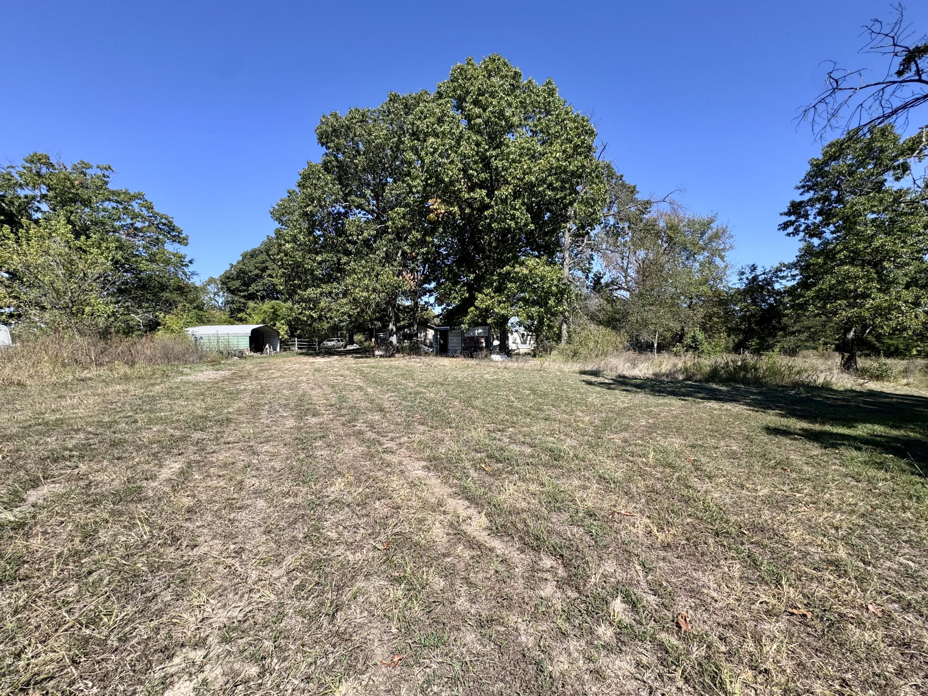 main property photo 17