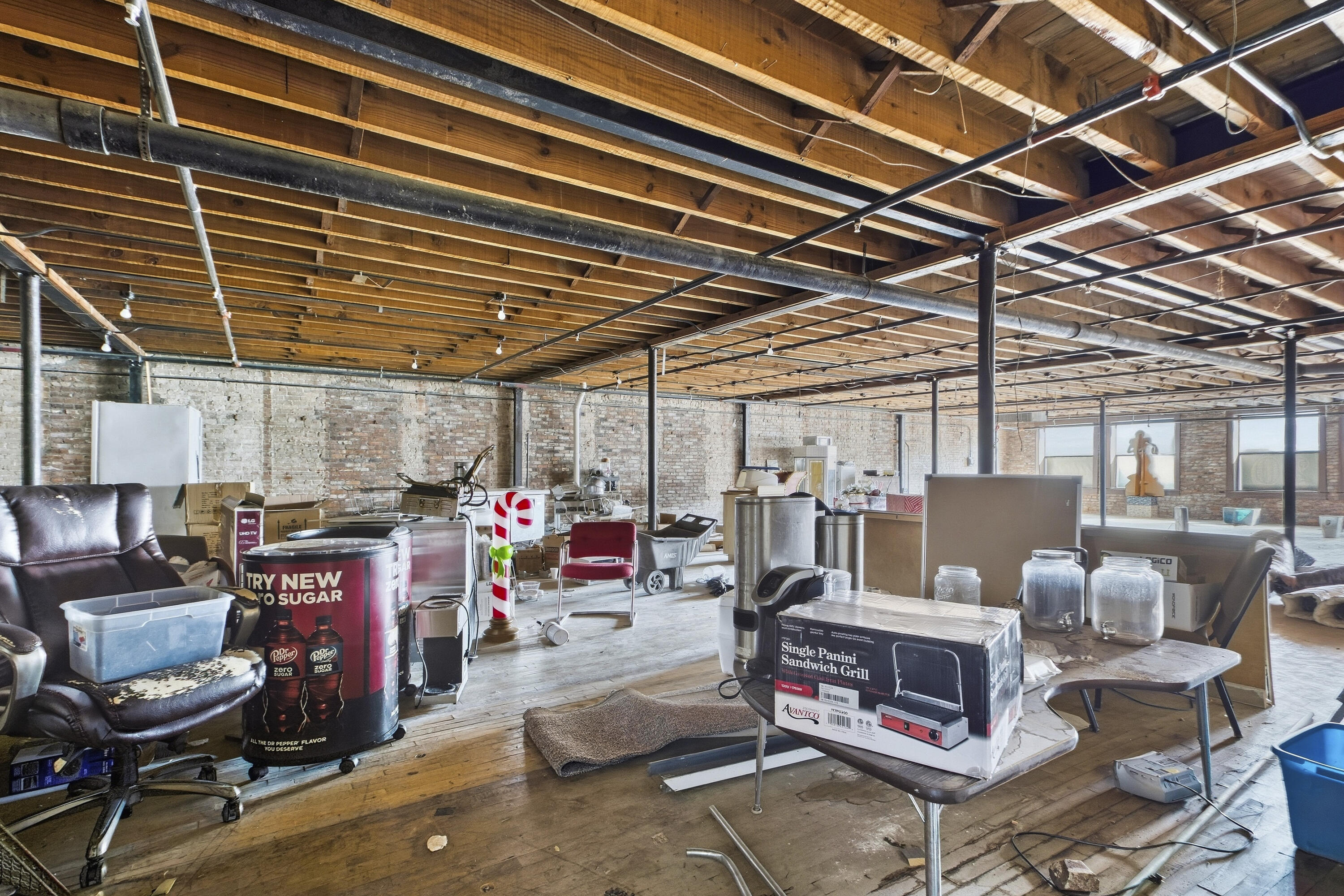 main property photo 41
