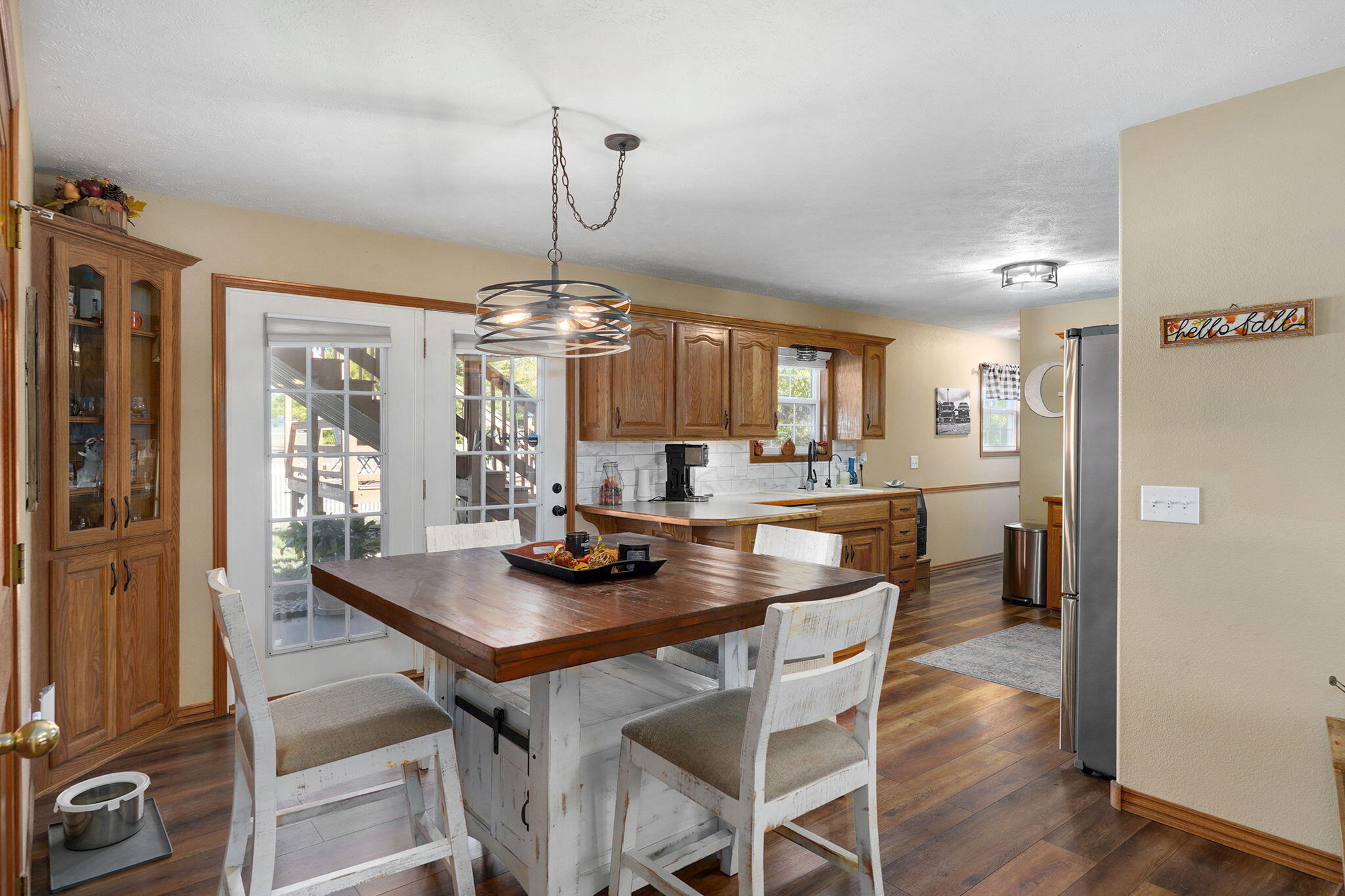 main property photo 13