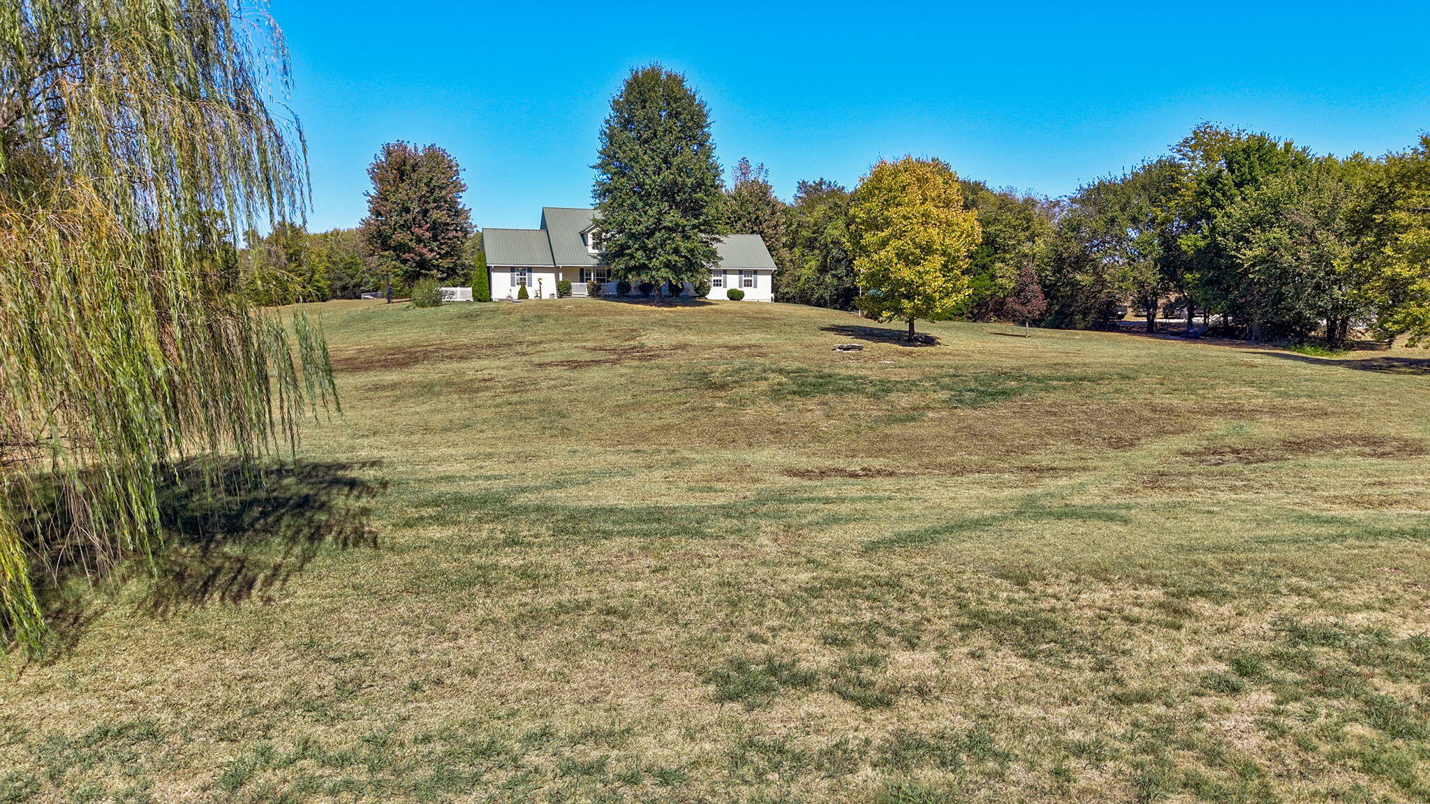 main property photo 6