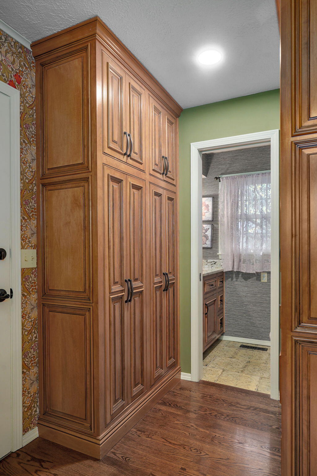 main property photo 15