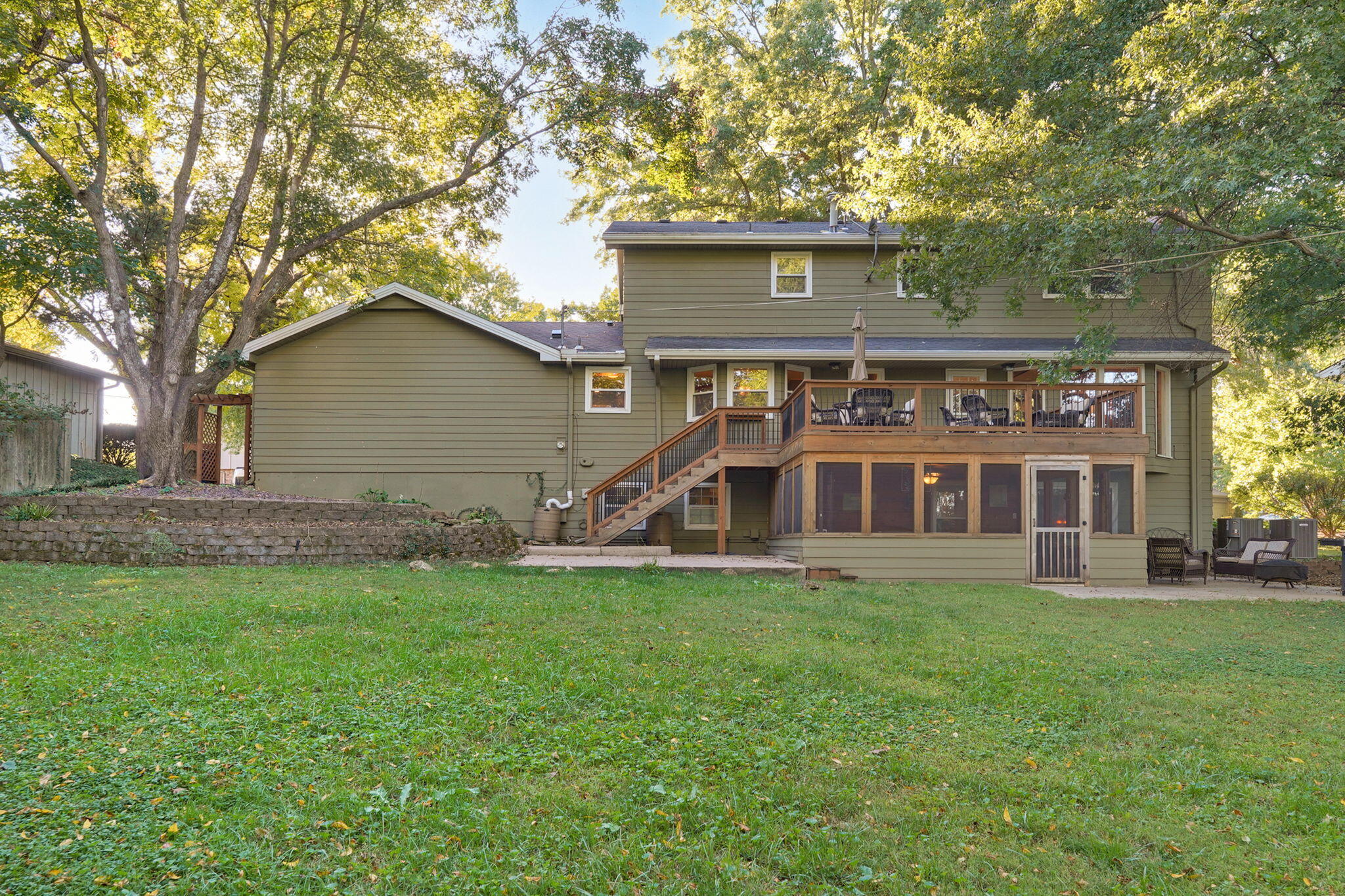 main property photo 48