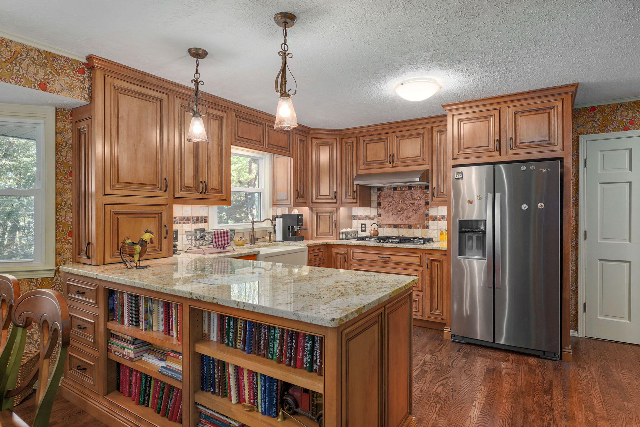 main property photo 8