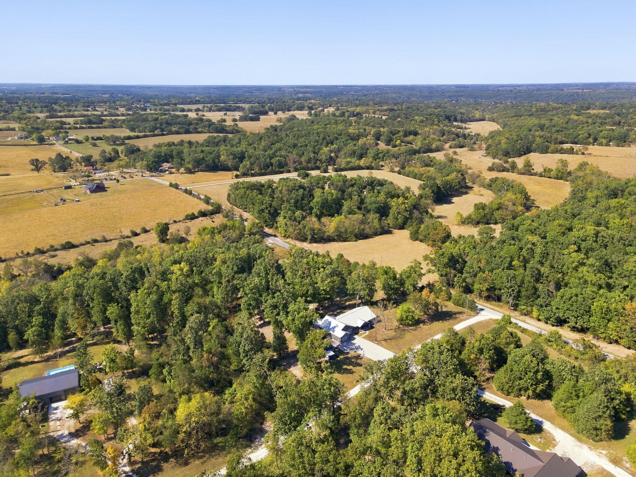 main property photo 32