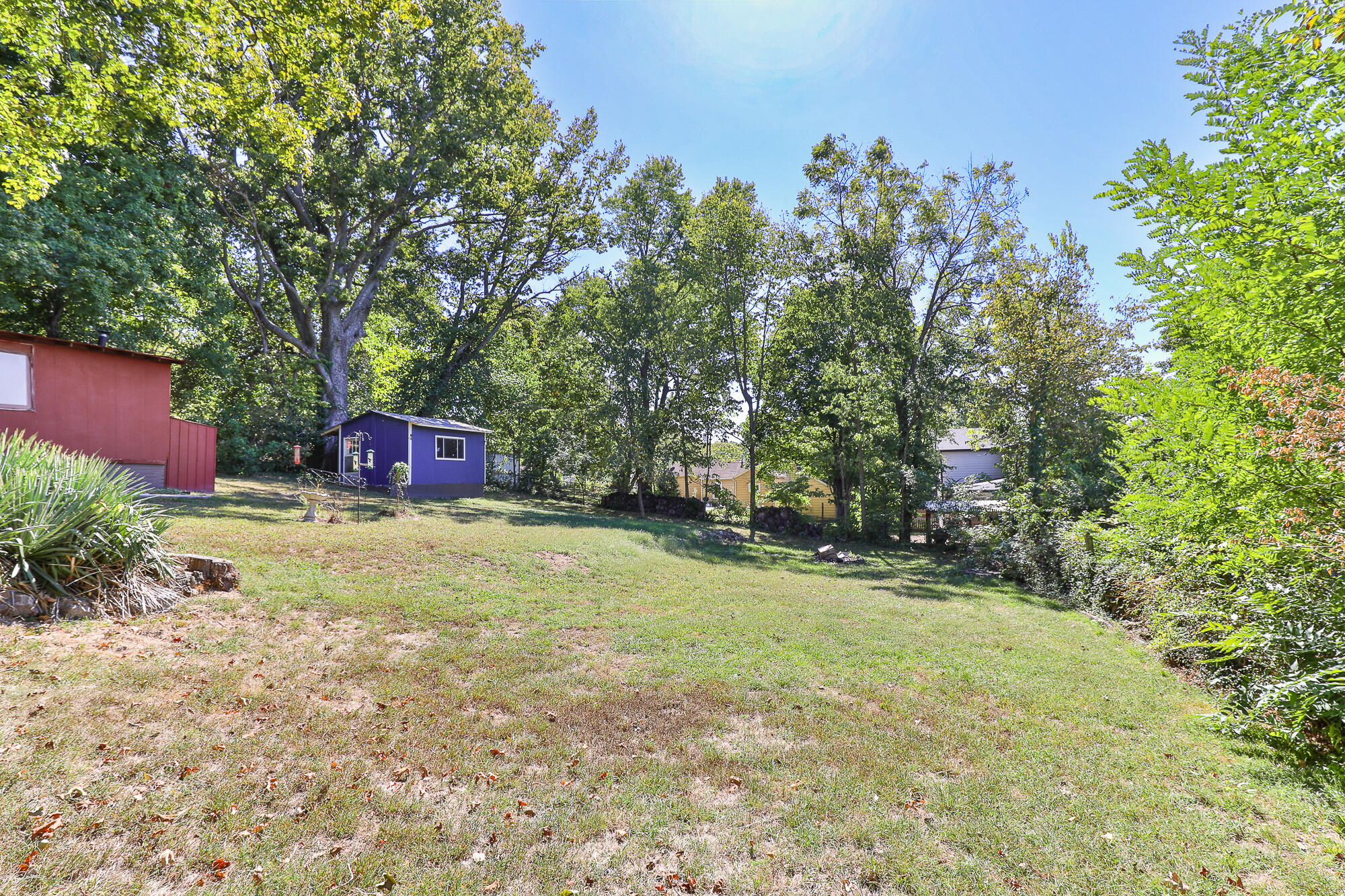main property photo 27