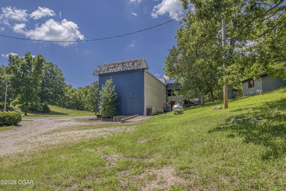 main property photo 35