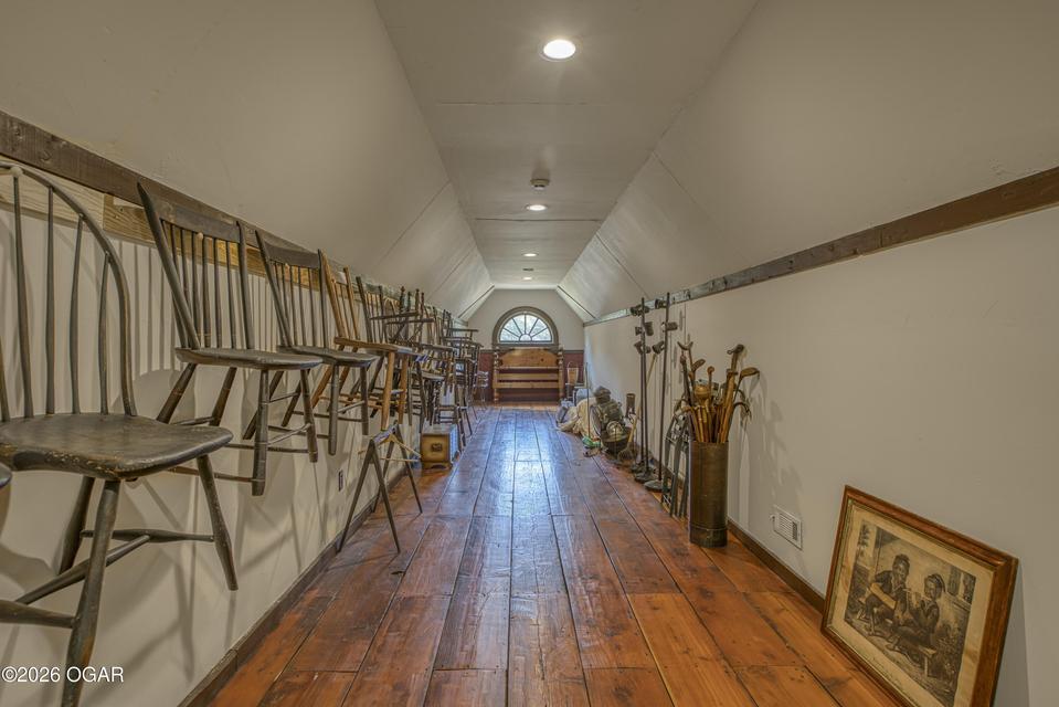 main property photo 59