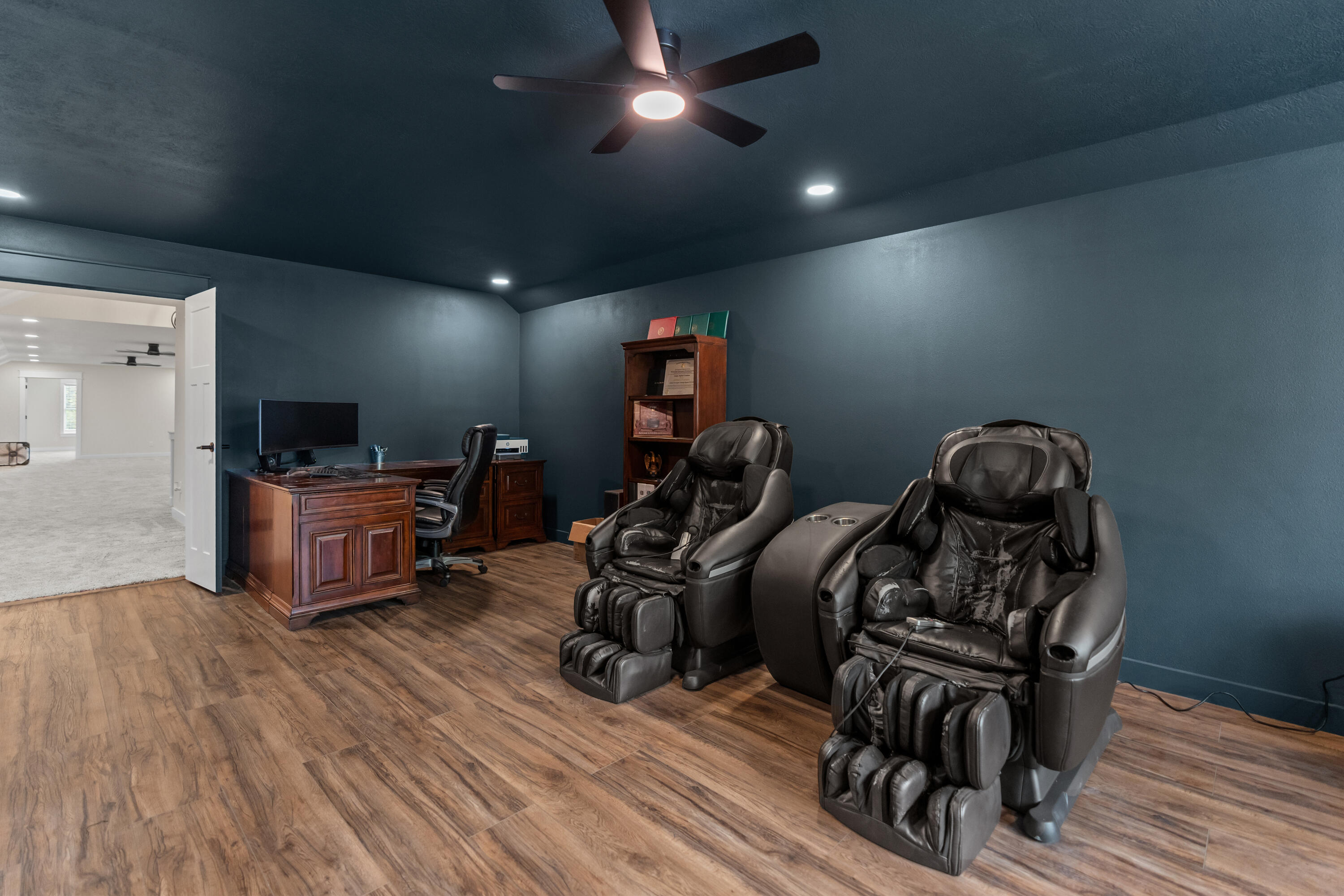 main property photo 54