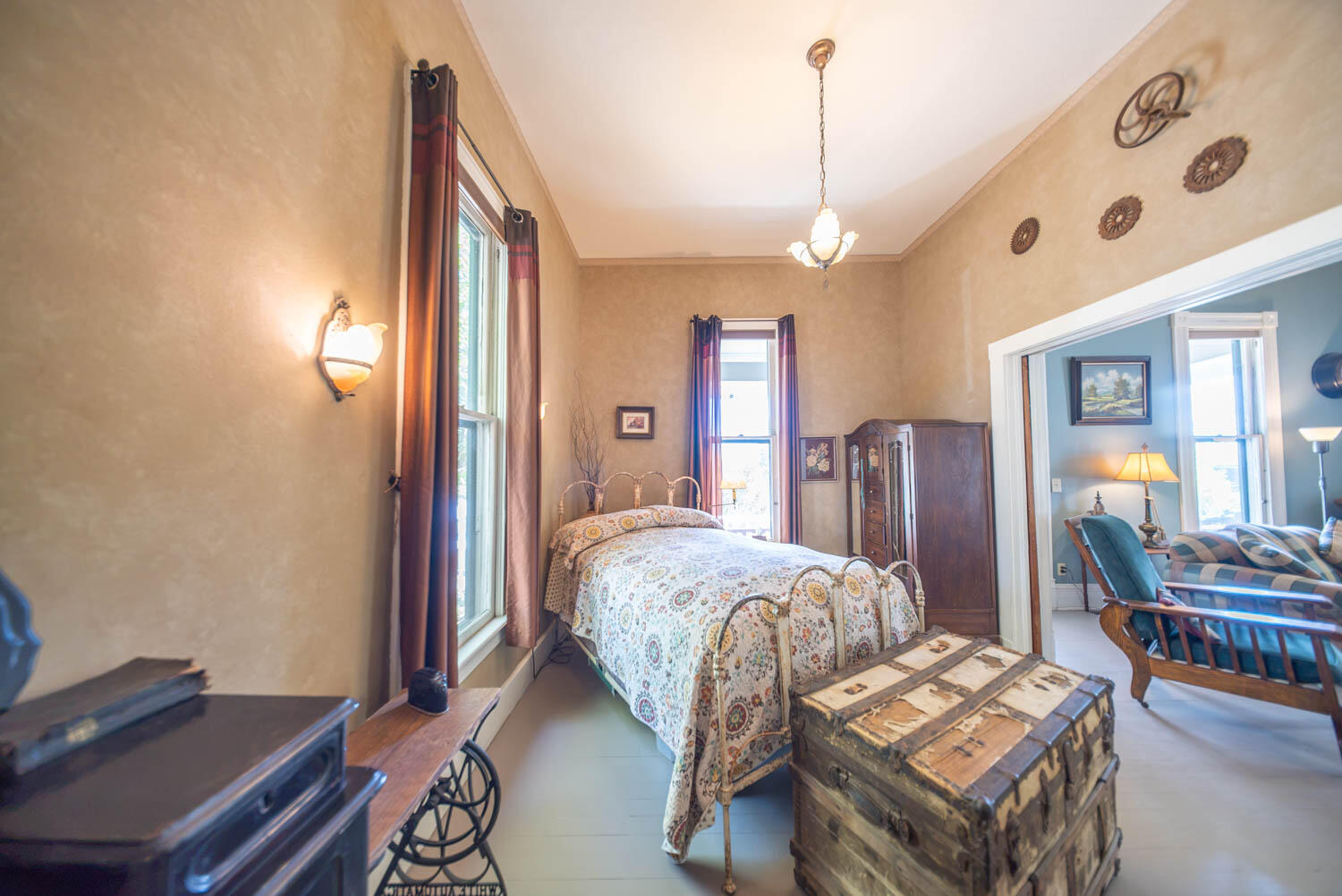 main property photo 10