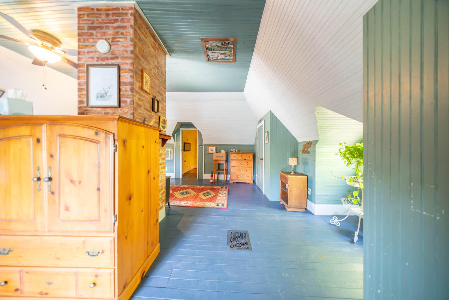 main property photo 29
