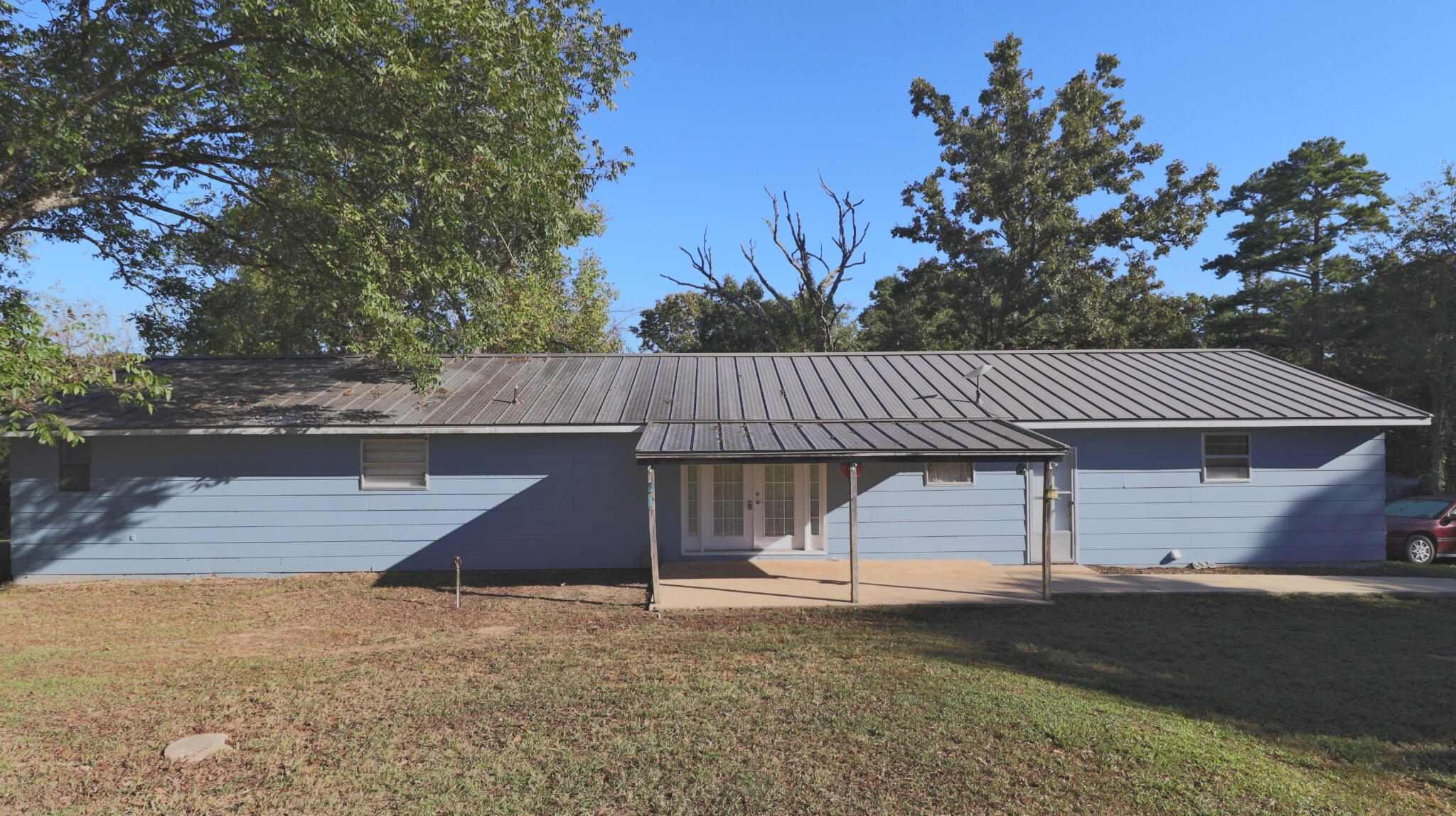 main property photo 36