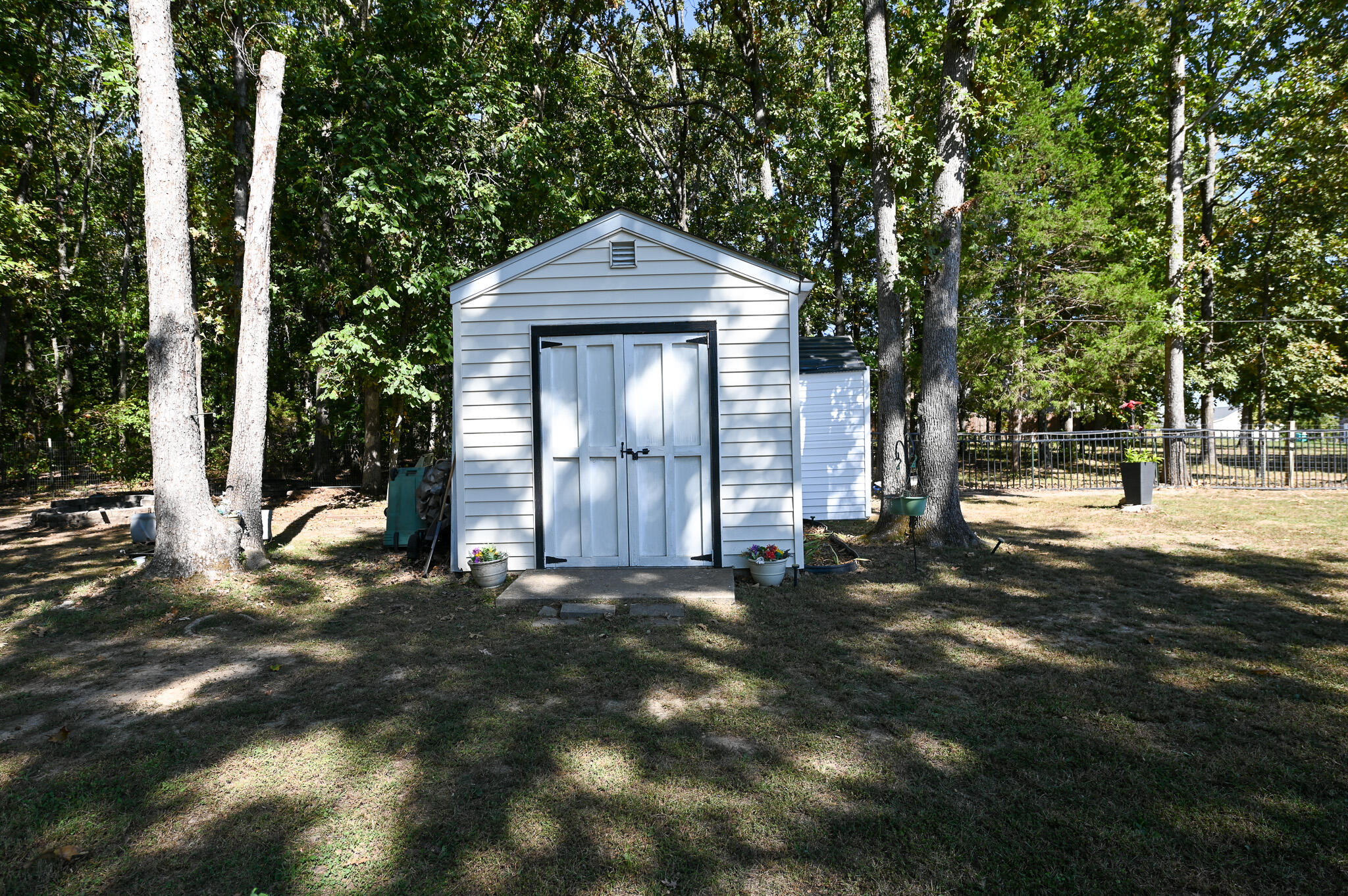 main property photo 42