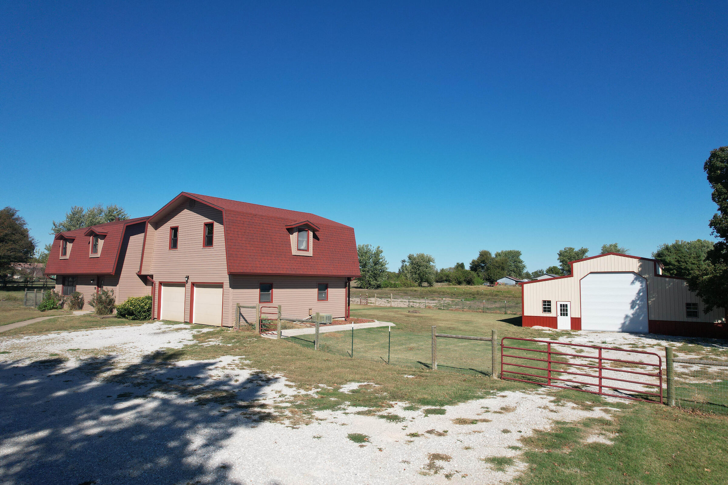main property photo 49