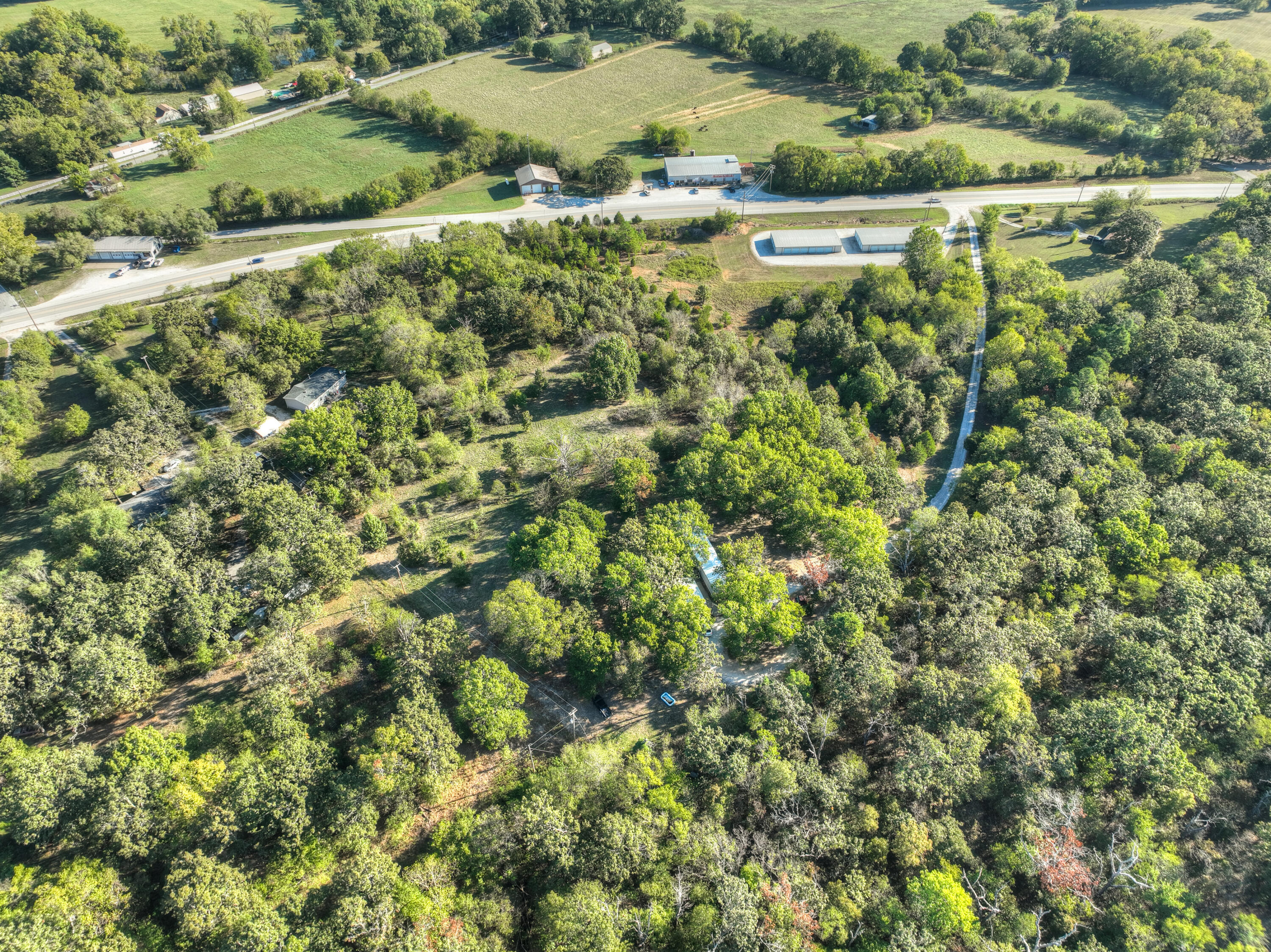 main property photo 11