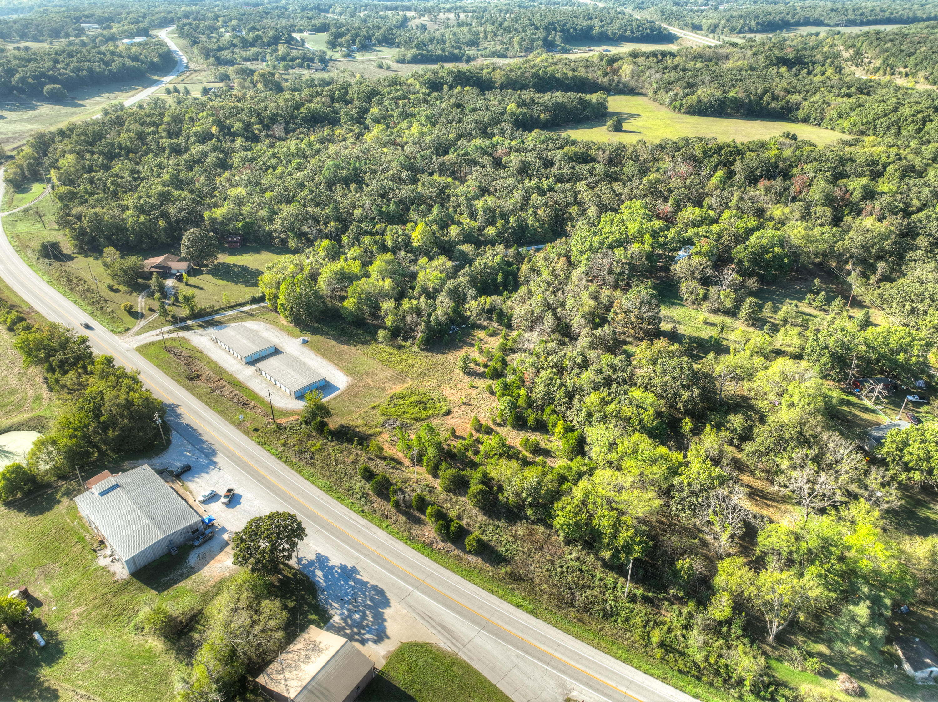 main property photo 8