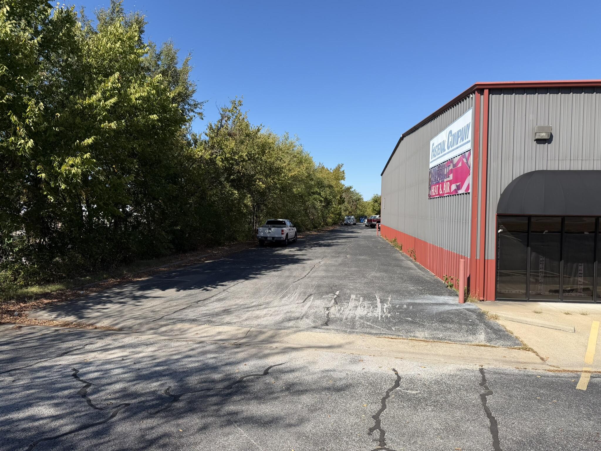 main property photo 20
