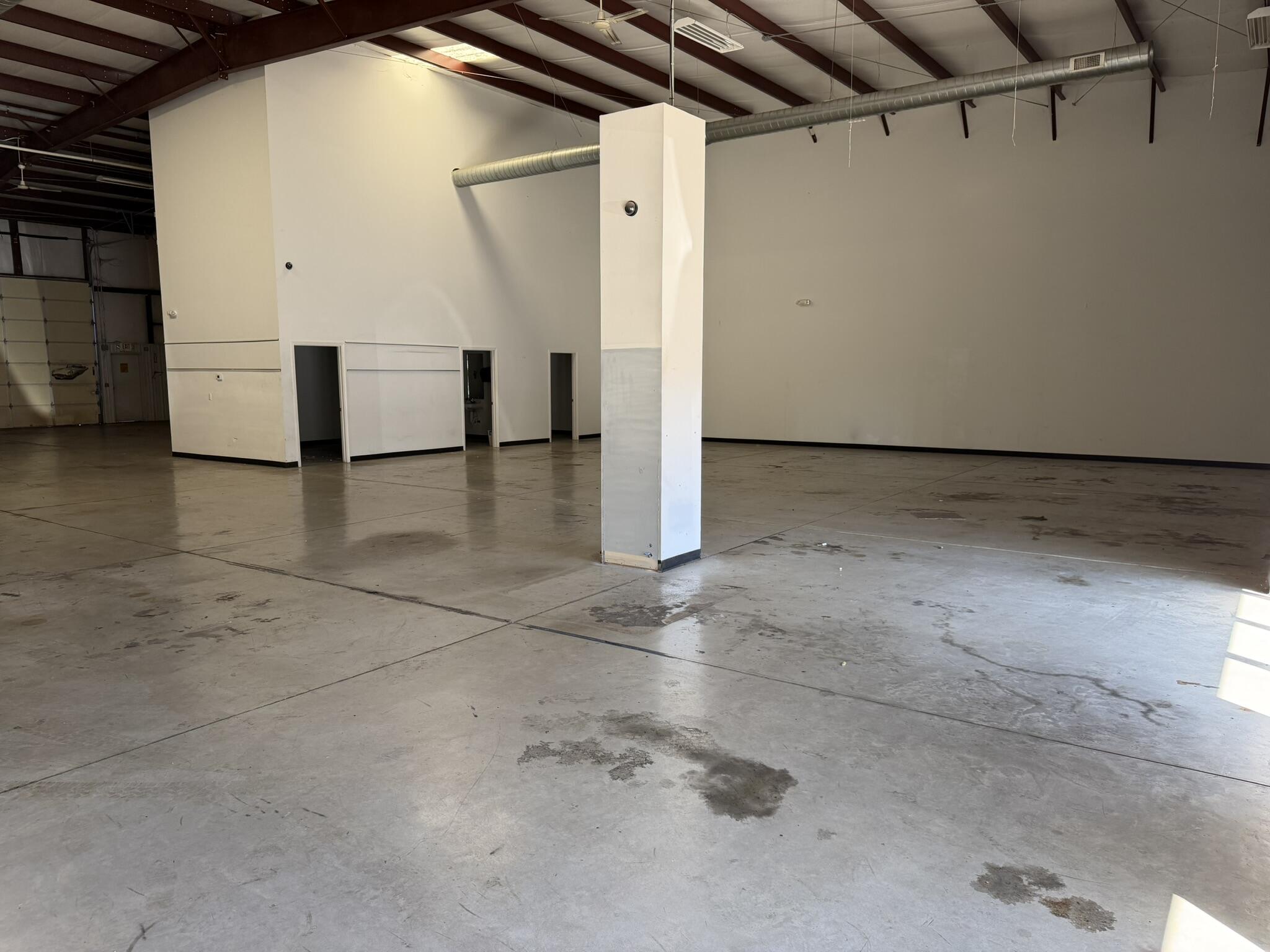 main property photo 29