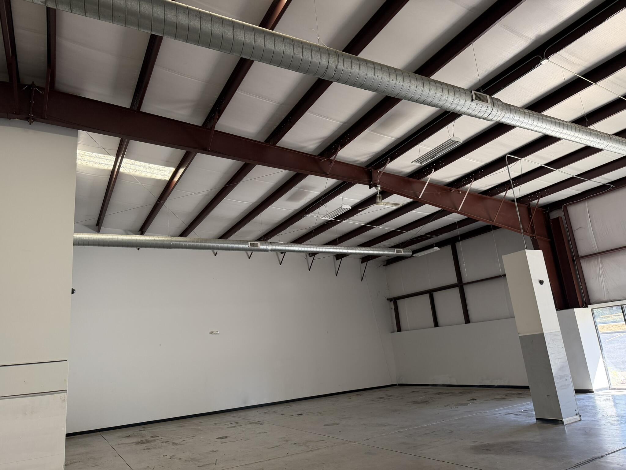 main property photo 43