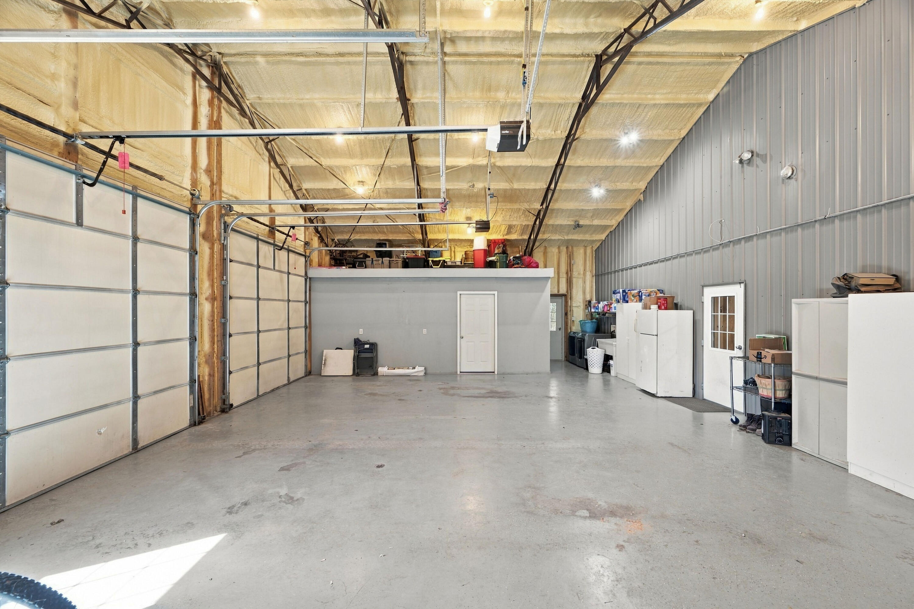 main property photo 19