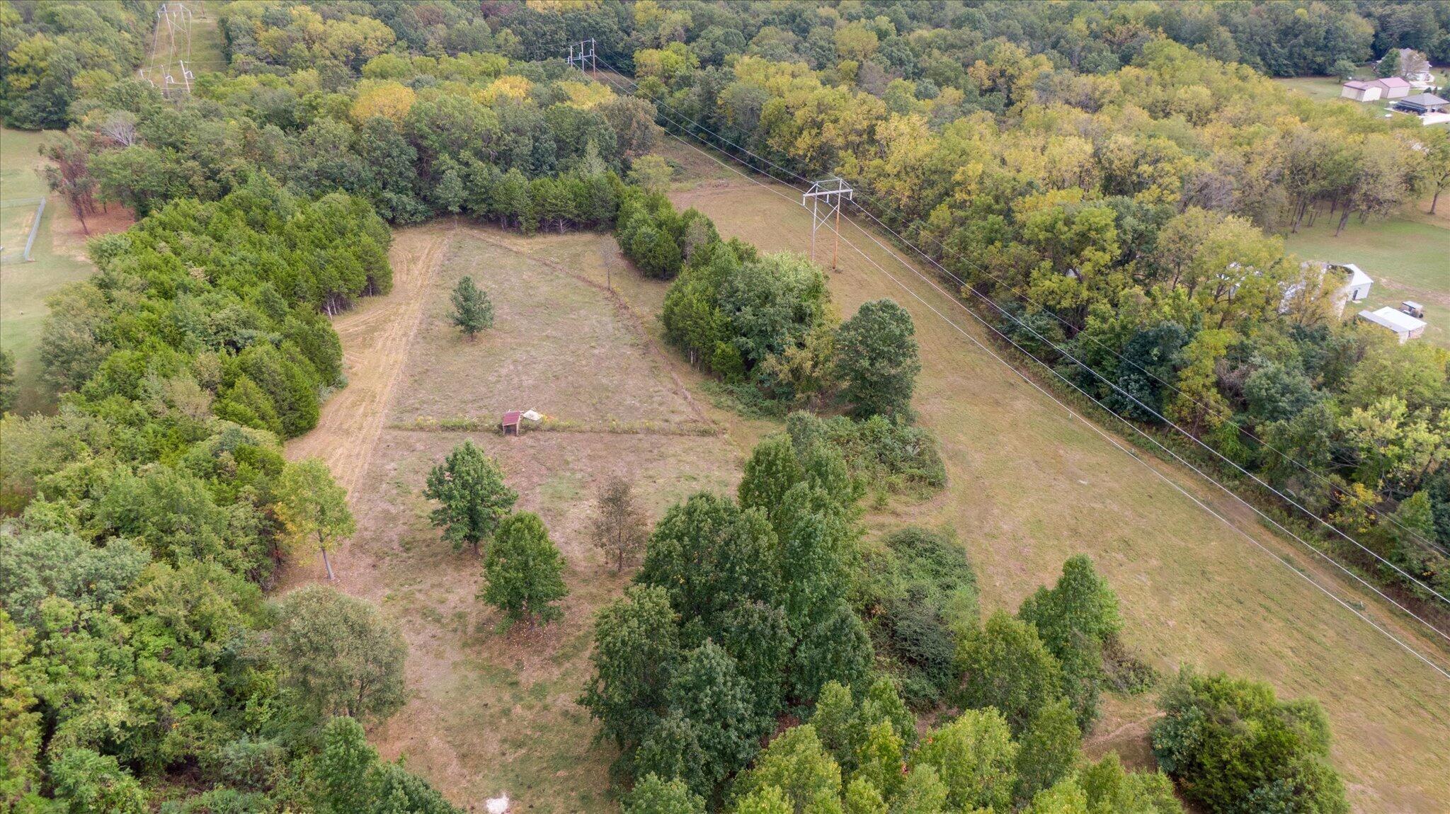 main property photo 41