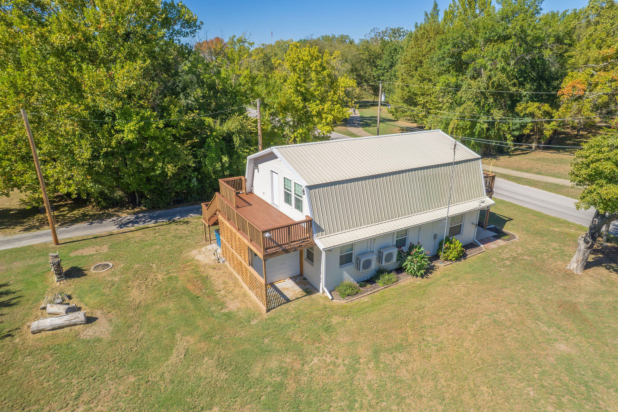main property photo 38