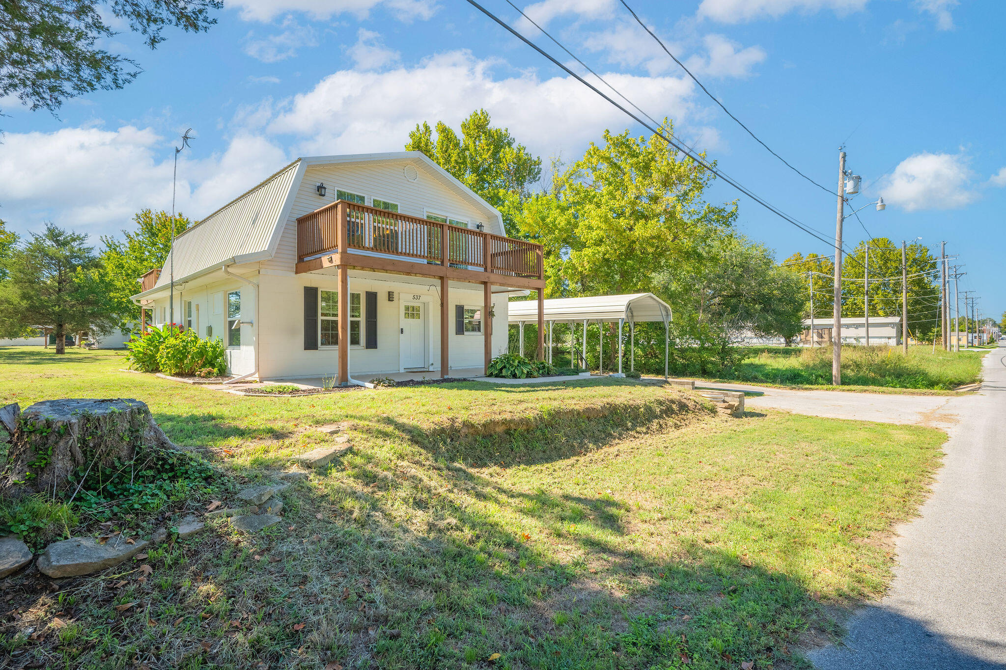 main property photo 48