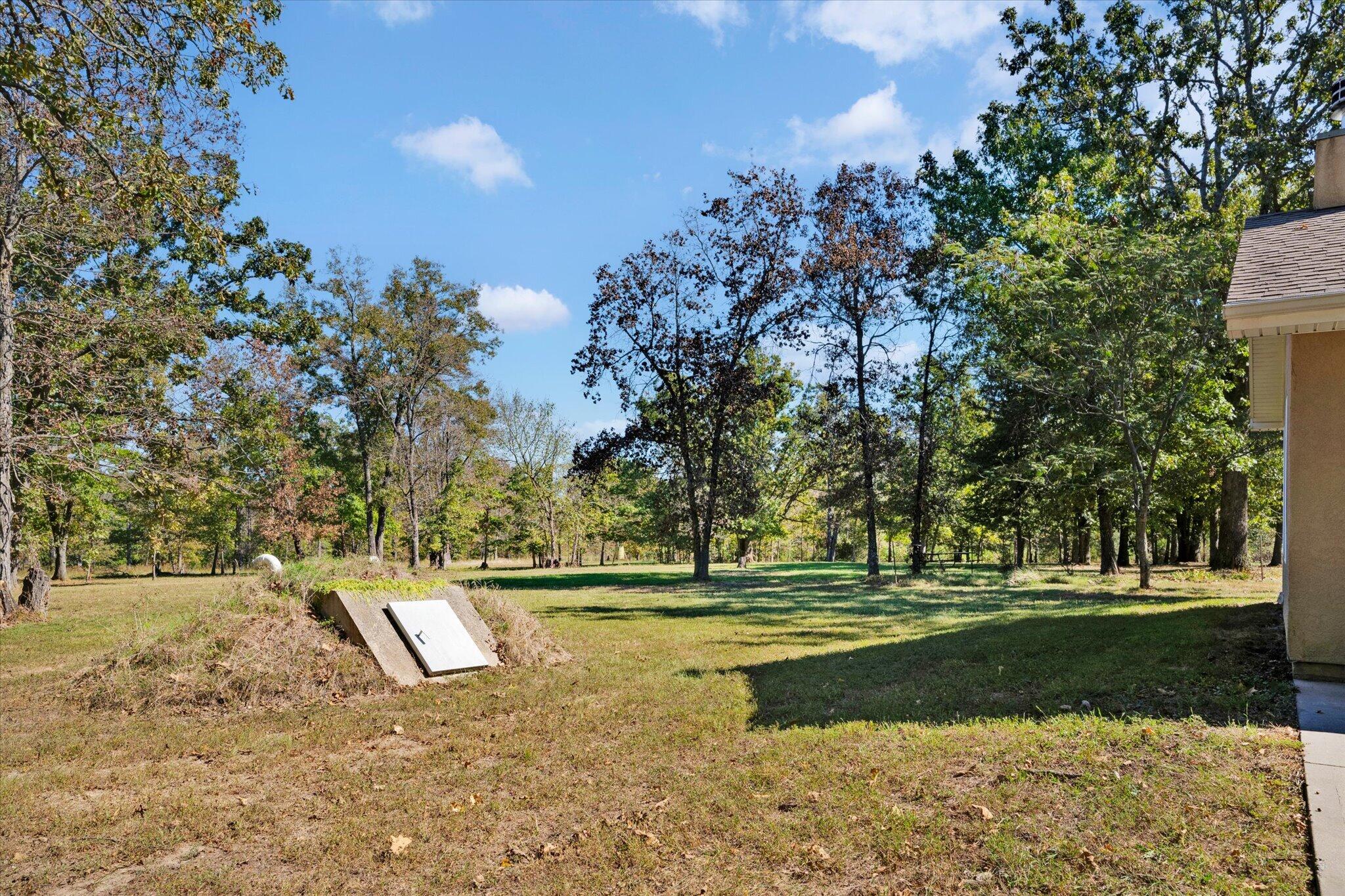 main property photo 33