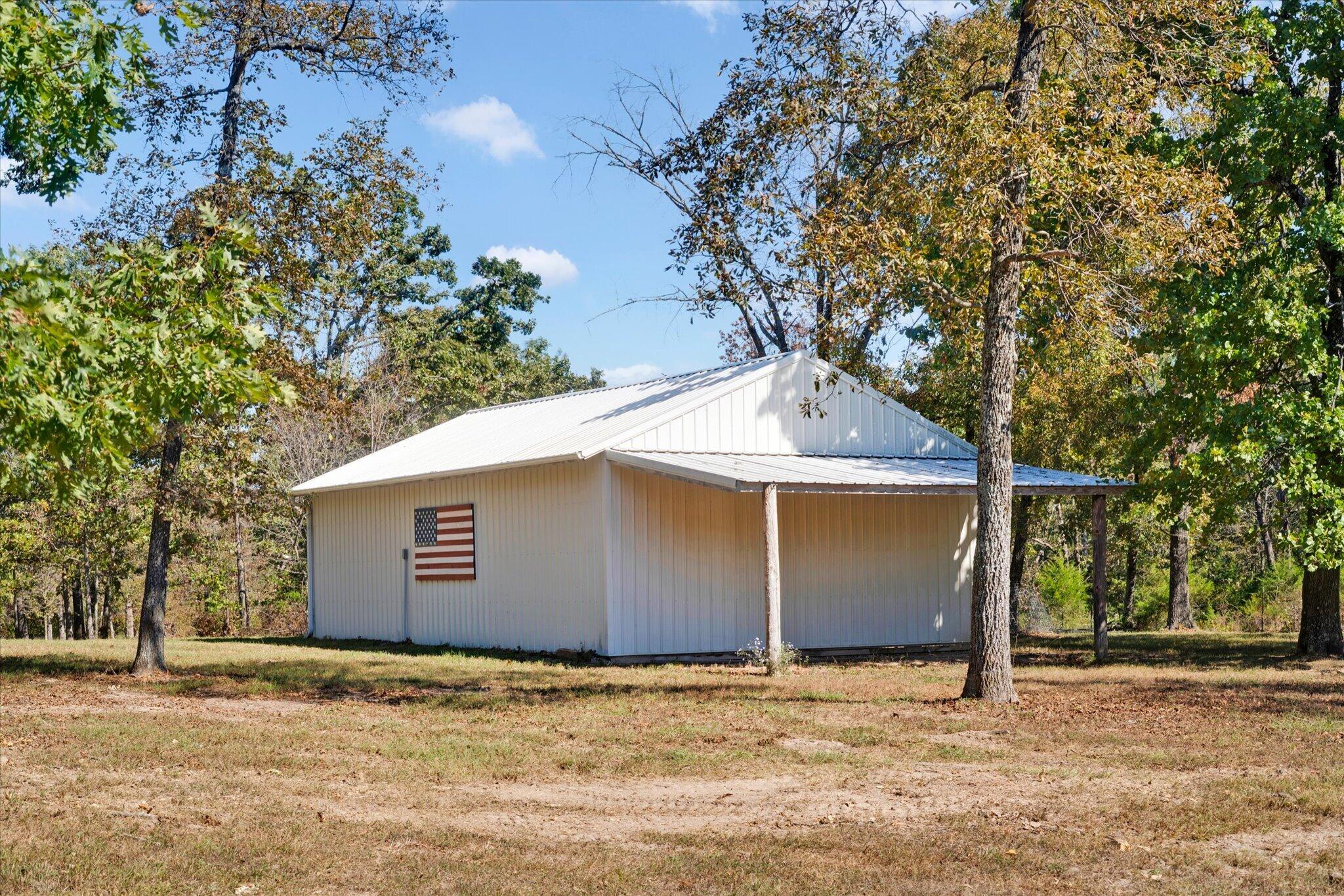 main property photo 39