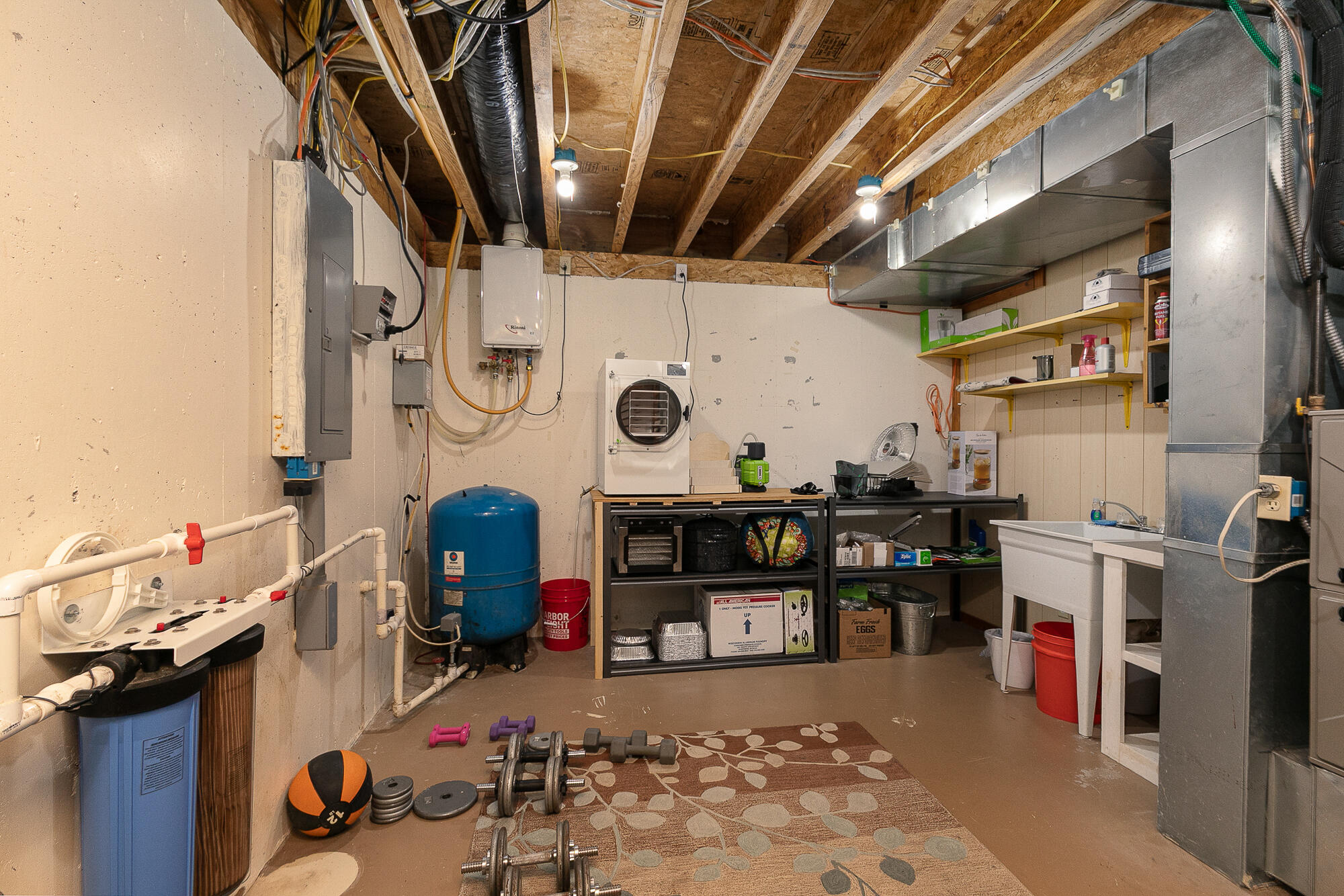 main property photo 46