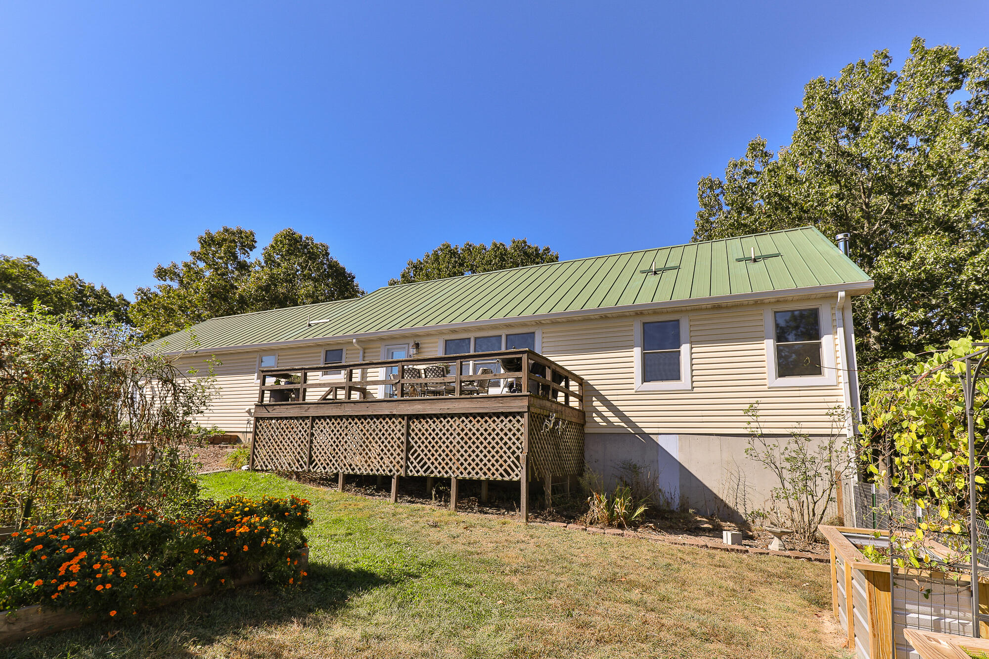 main property photo 50