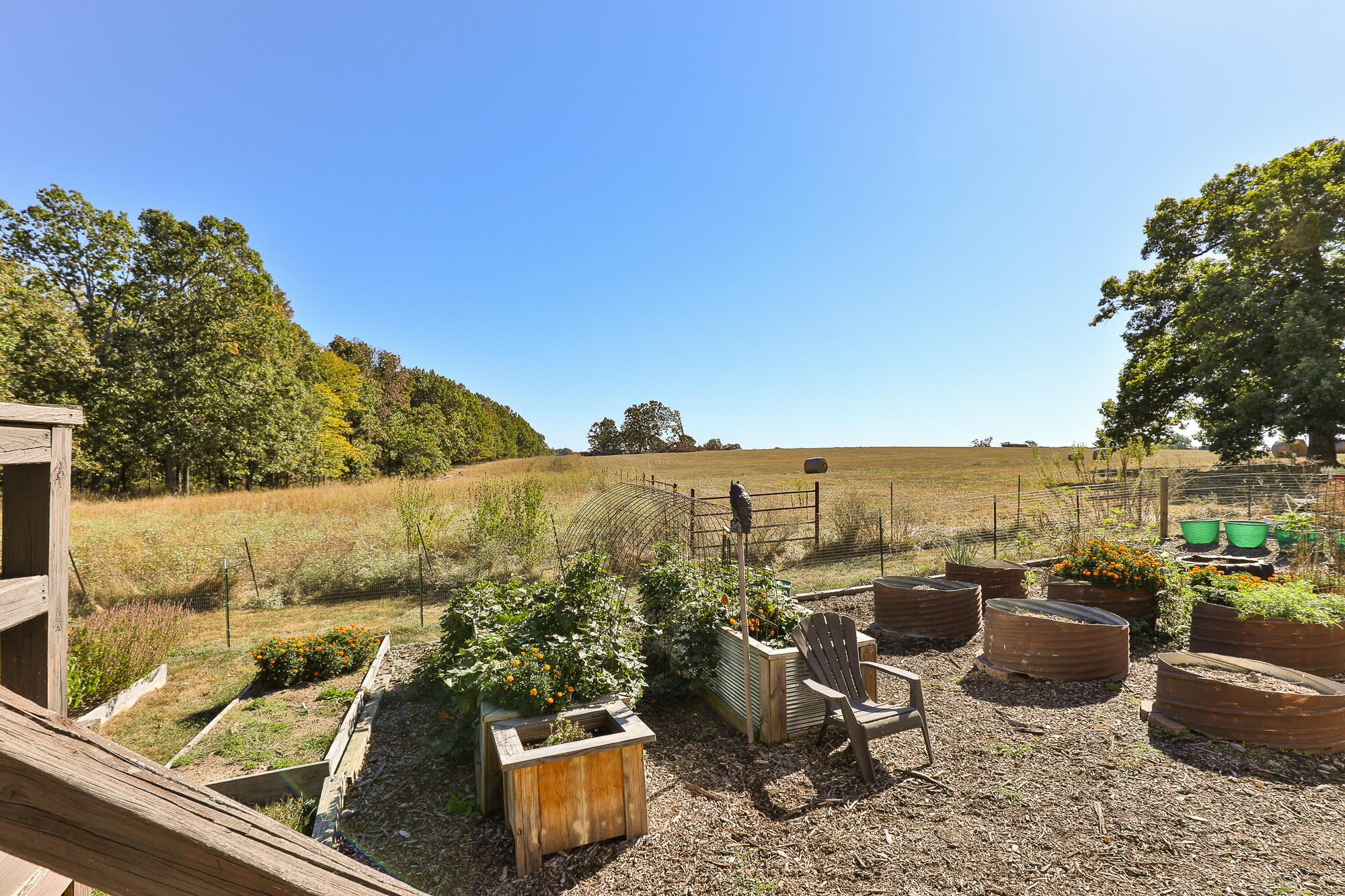 main property photo 51